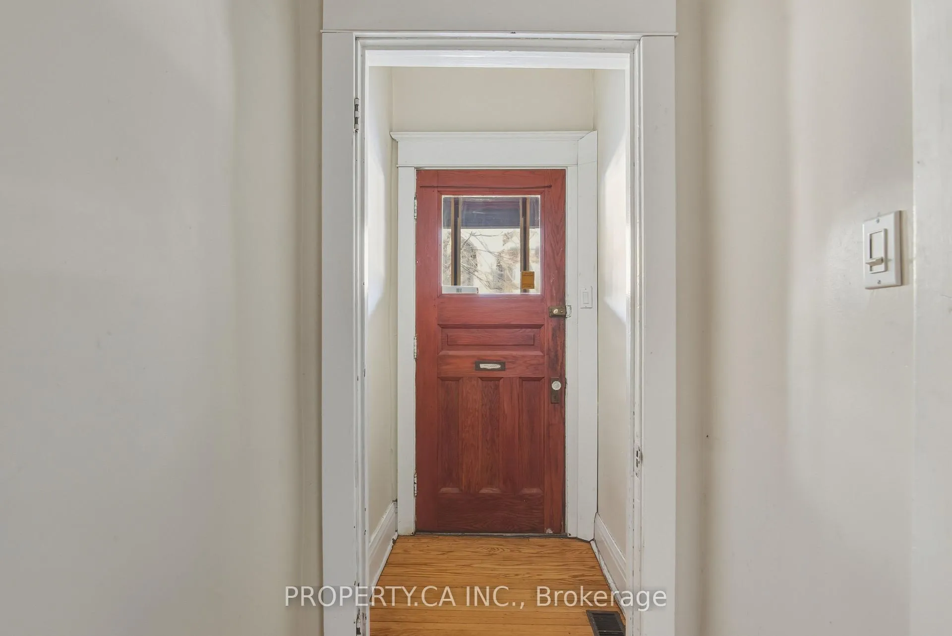 Photo 4 of 46 Rainsford Road, Toronto, The Beaches — HOMEH