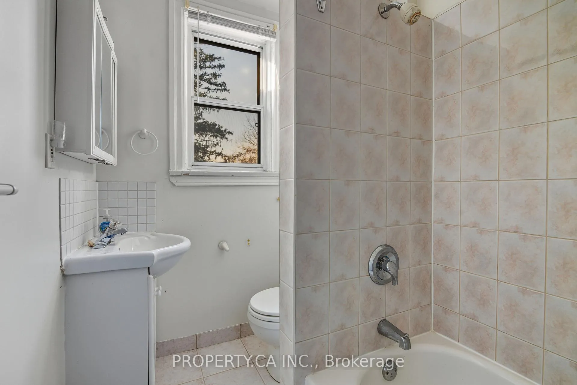 Photo 25 of 46 Rainsford Road, Toronto, The Beaches — HOMEH