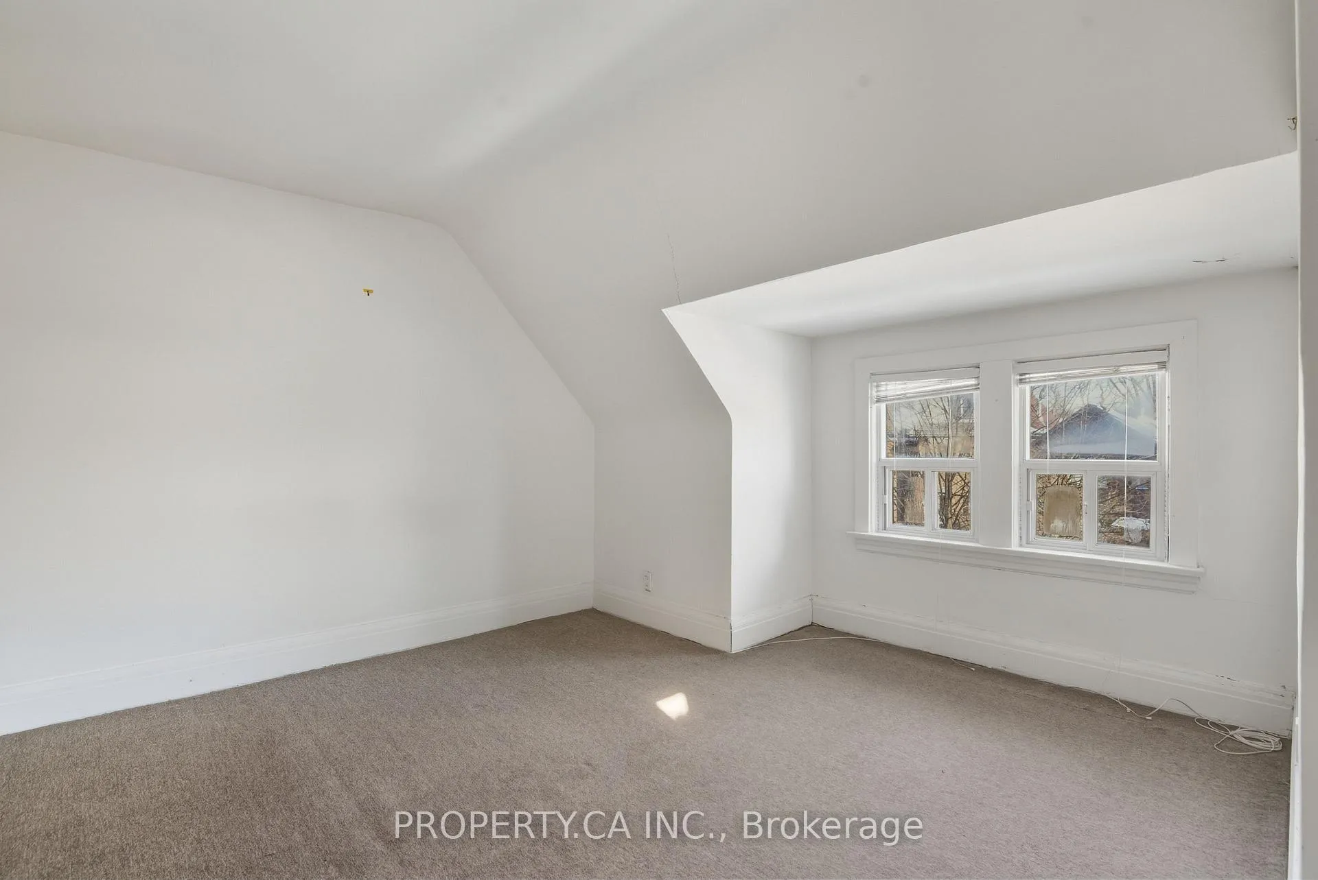 Photo 32 of 46 Rainsford Road, Toronto, The Beaches — HOMEH