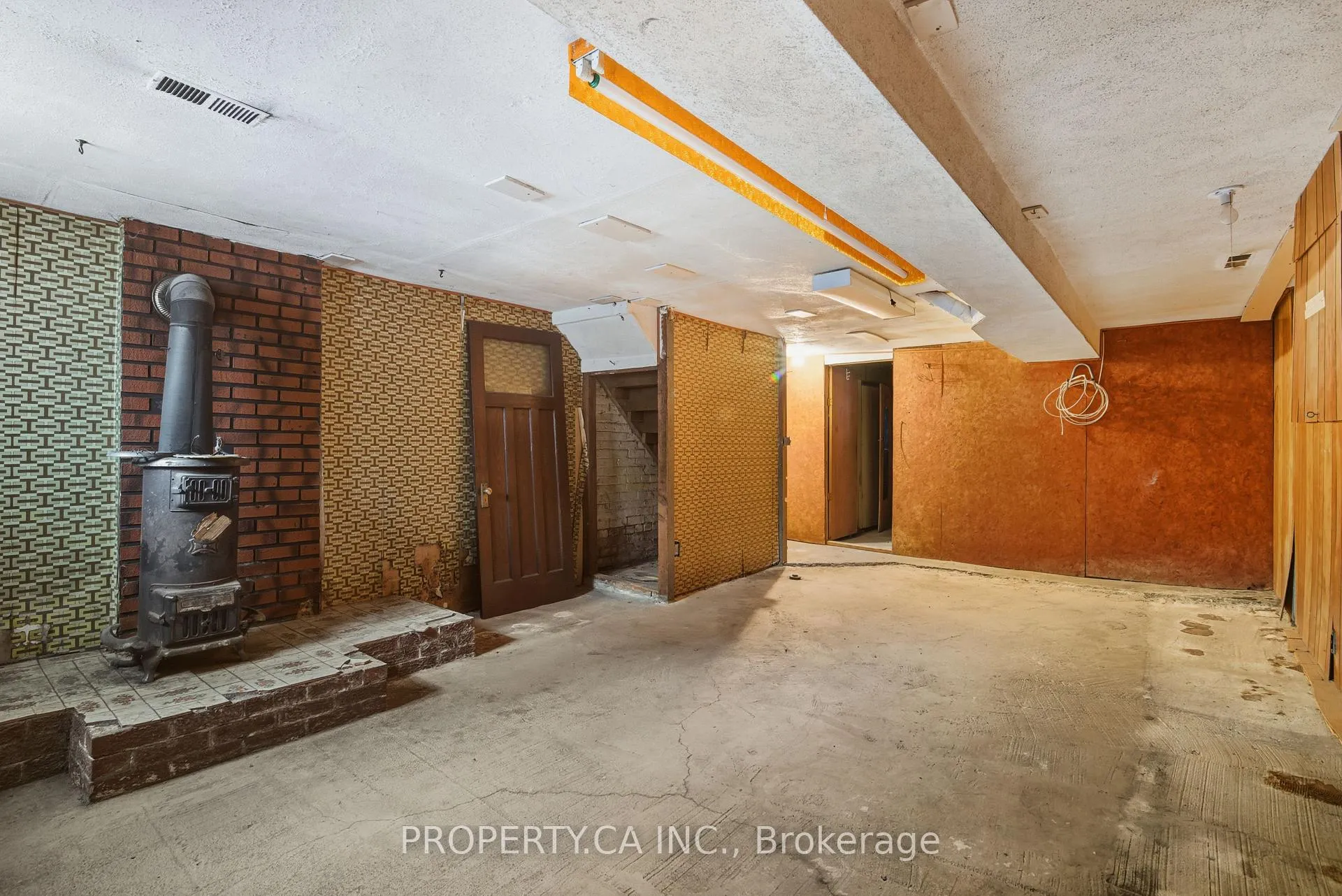 Photo 35 of 46 Rainsford Road, Toronto, The Beaches — HOMEH