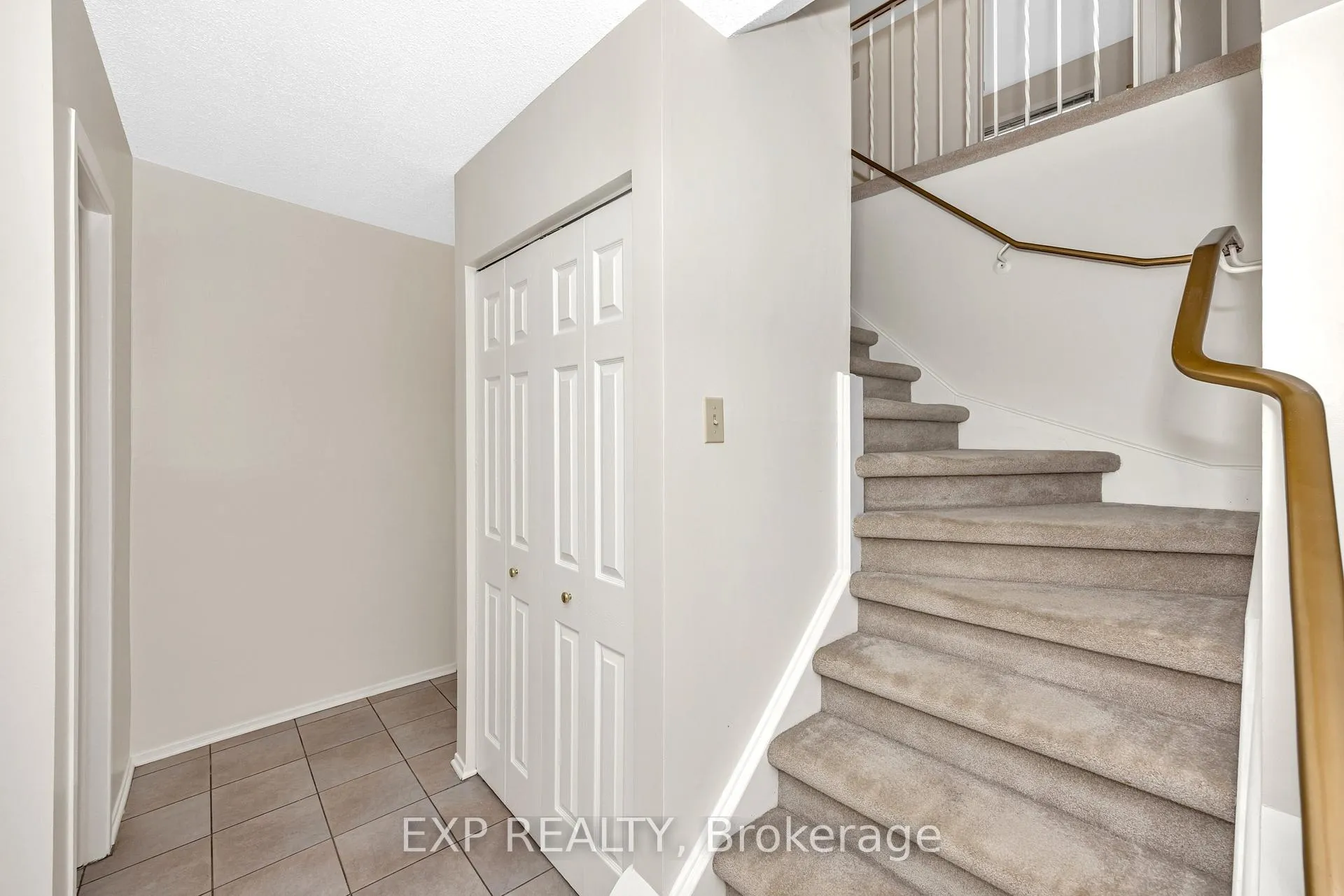 Photo 23 of 29 Gowrie Drive, Ottawa, Kanata - Glencairn/Hazeldean — HOMEH