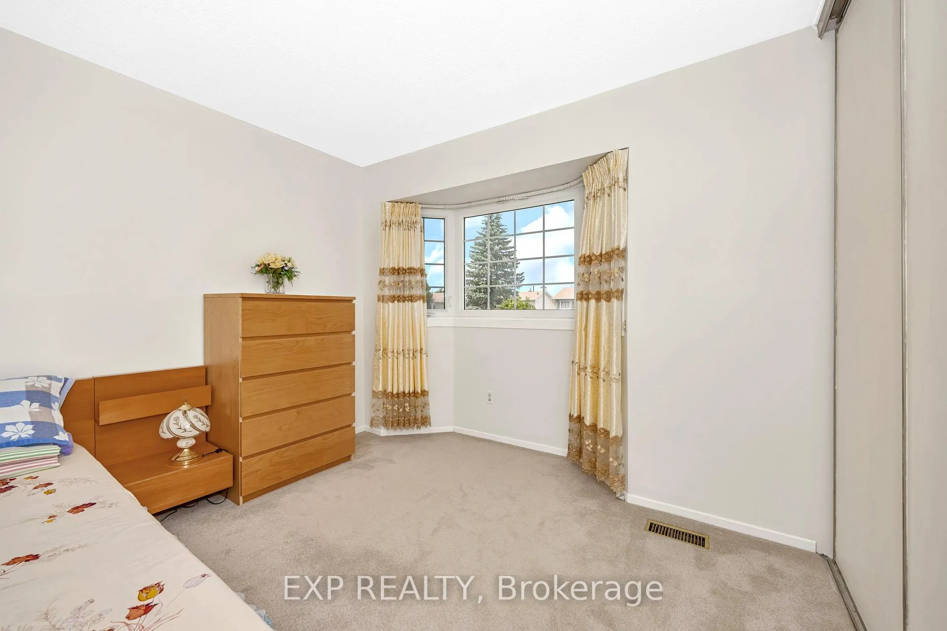 Photo 27 of 29 Gowrie Drive, Ottawa, Kanata - Glencairn/Hazeldean — HOMEH