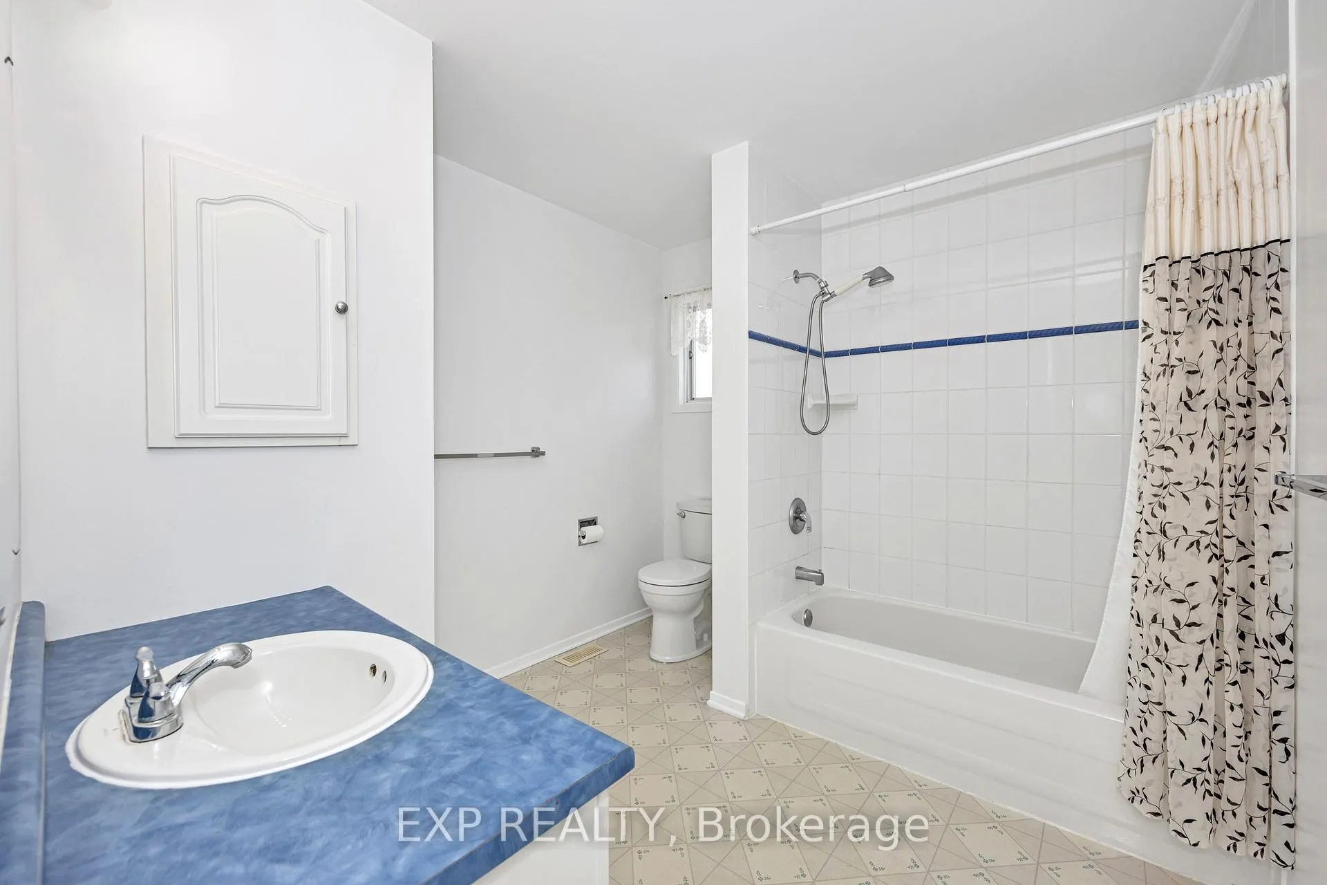 Photo 33 of 29 Gowrie Drive, Ottawa, Kanata - Glencairn/Hazeldean — HOMEH