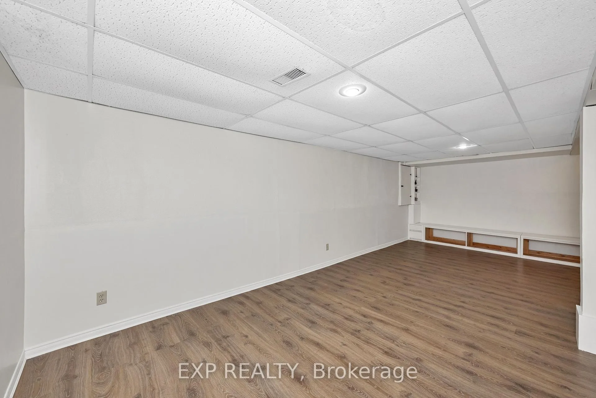 Photo 38 of 29 Gowrie Drive, Ottawa, Kanata - Glencairn/Hazeldean — HOMEH
