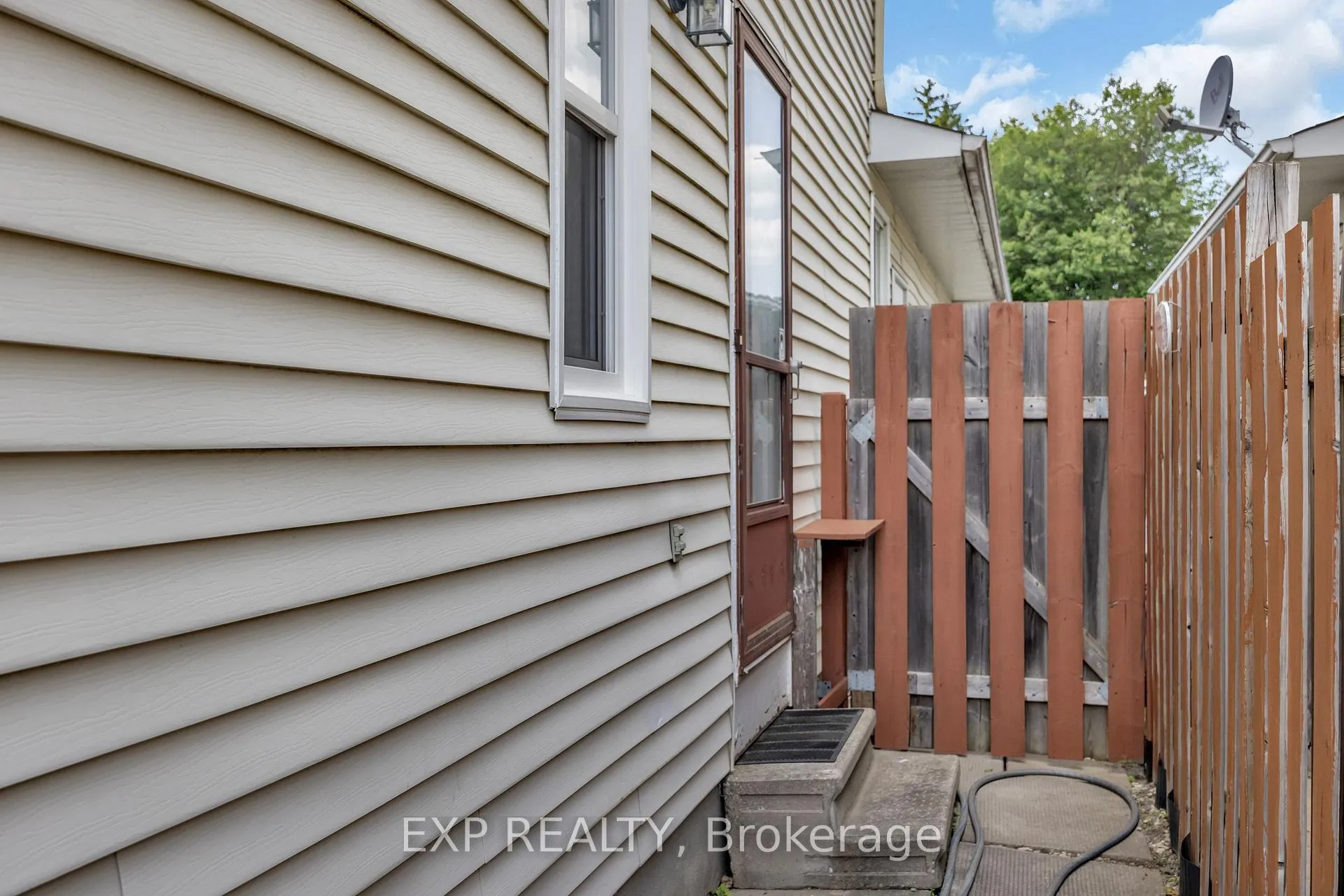 Photo 43 of 29 Gowrie Drive, Ottawa, Kanata - Glencairn/Hazeldean — HOMEH