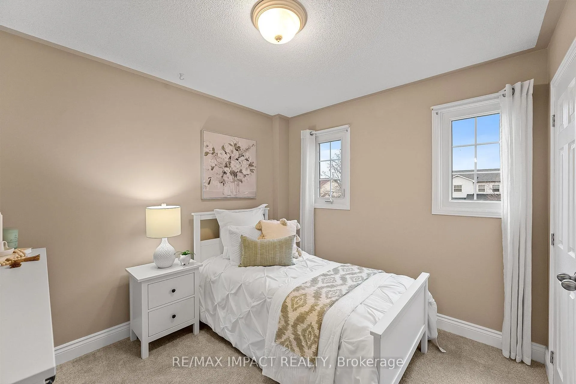 Photo 30 of 46 Windham Crescent, Clarington, Courtice — HOMEH