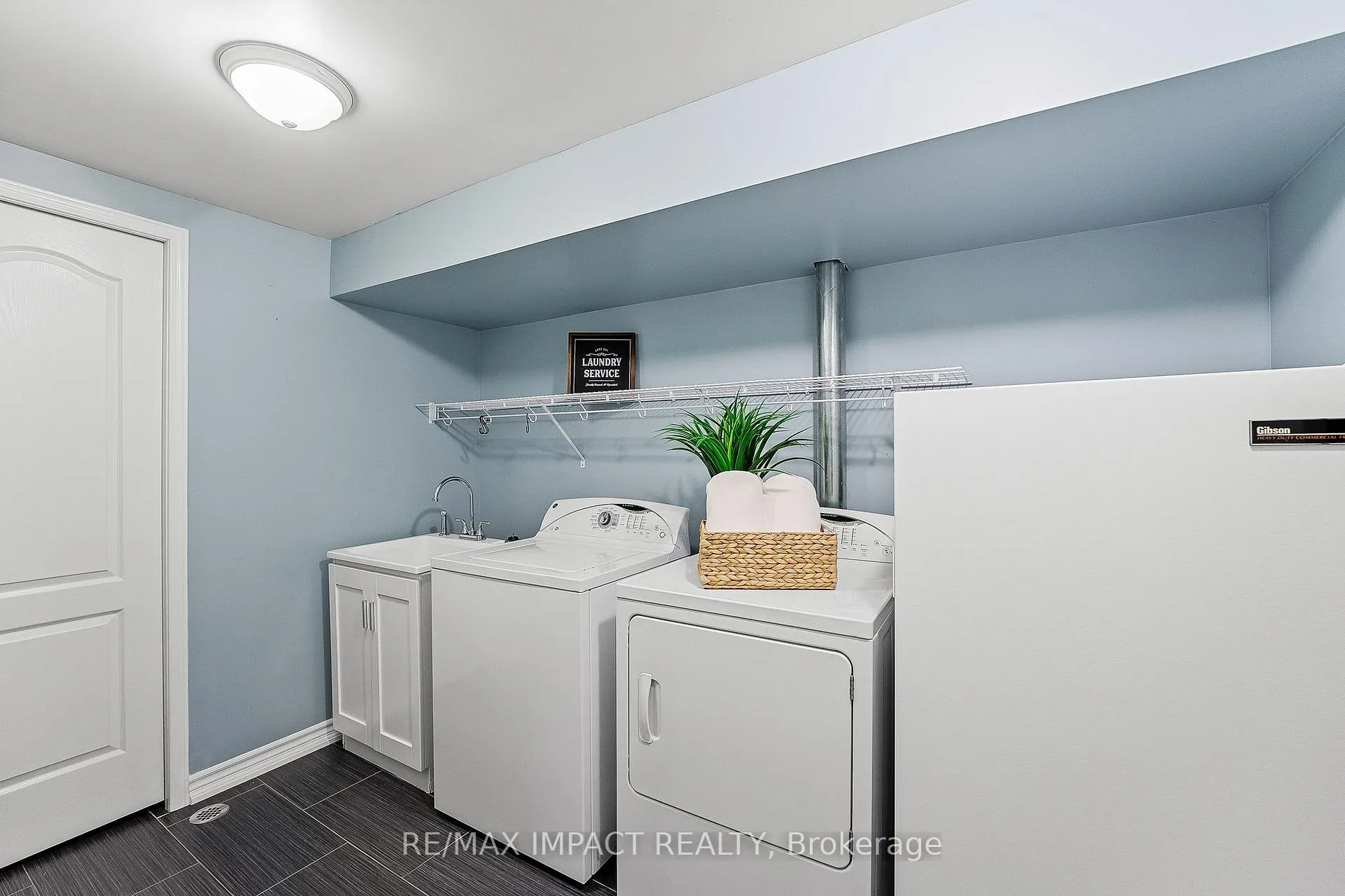 Photo 37 of 46 Windham Crescent, Clarington, Courtice — HOMEH