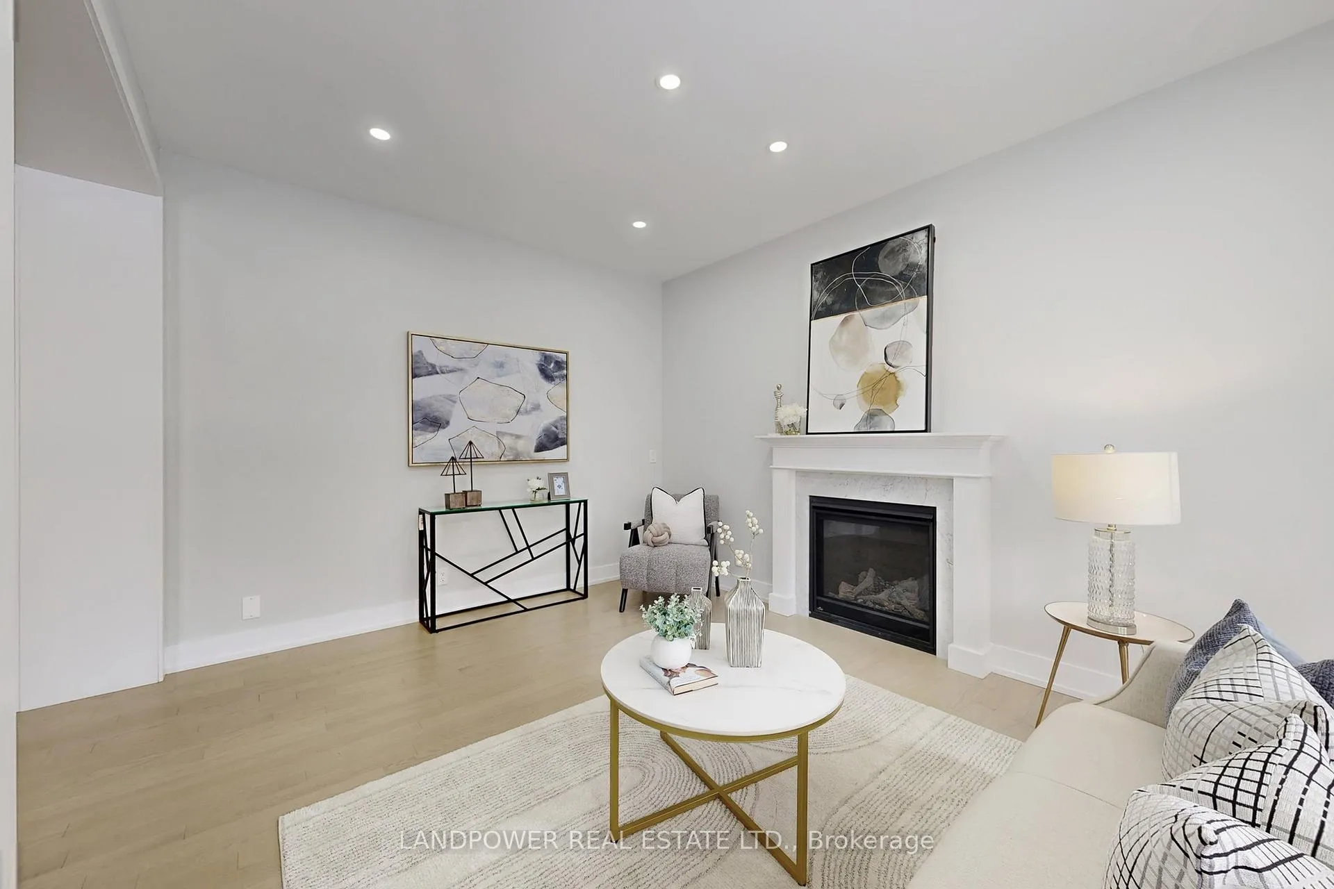 Photo 7 of 13 Parkstone Road, Markham, Angus Glen — HOMEH