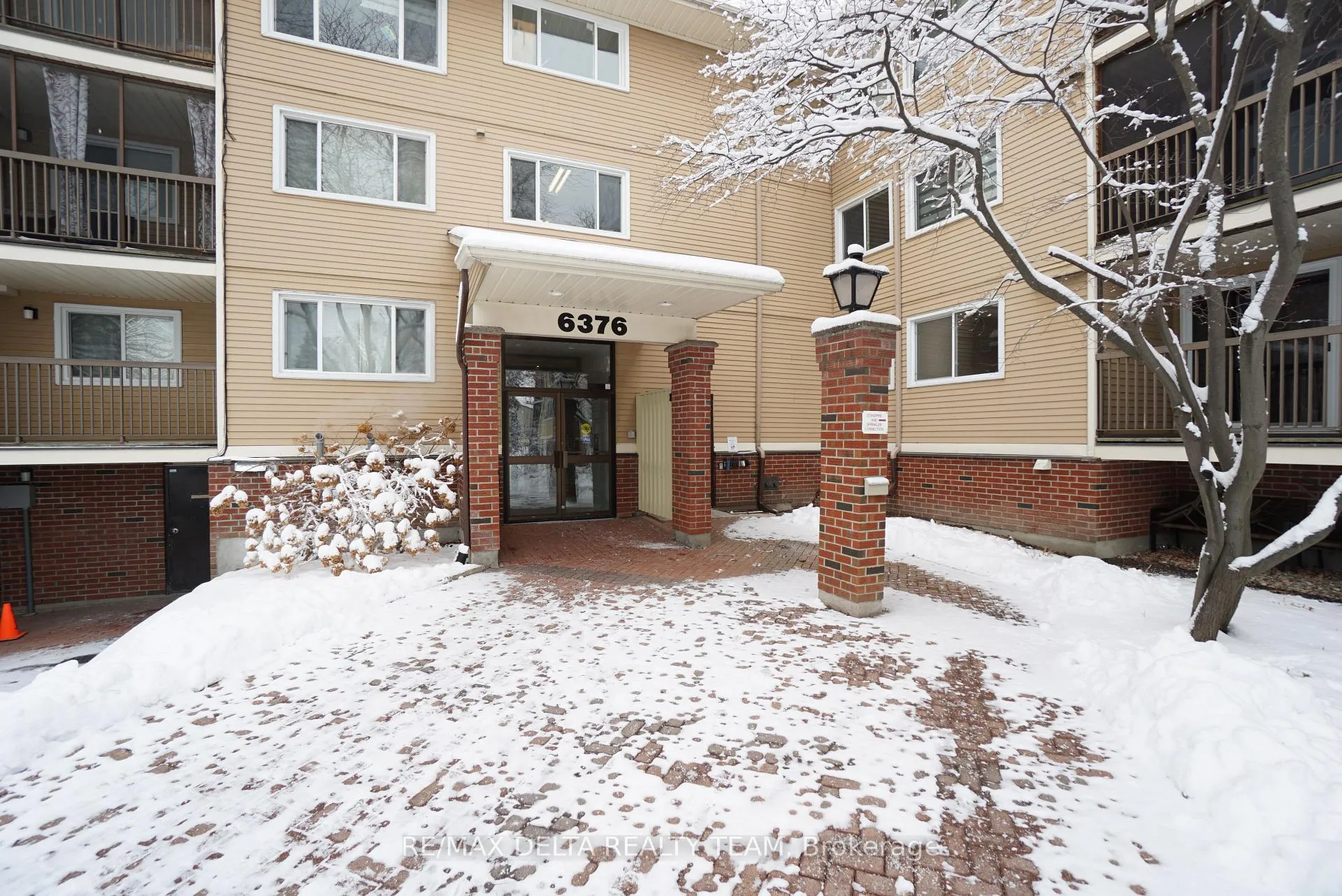 Photo 2 of Unit 412, 6376 Bilberry Drive, Ottawa, Orleans Wood — HOMEH