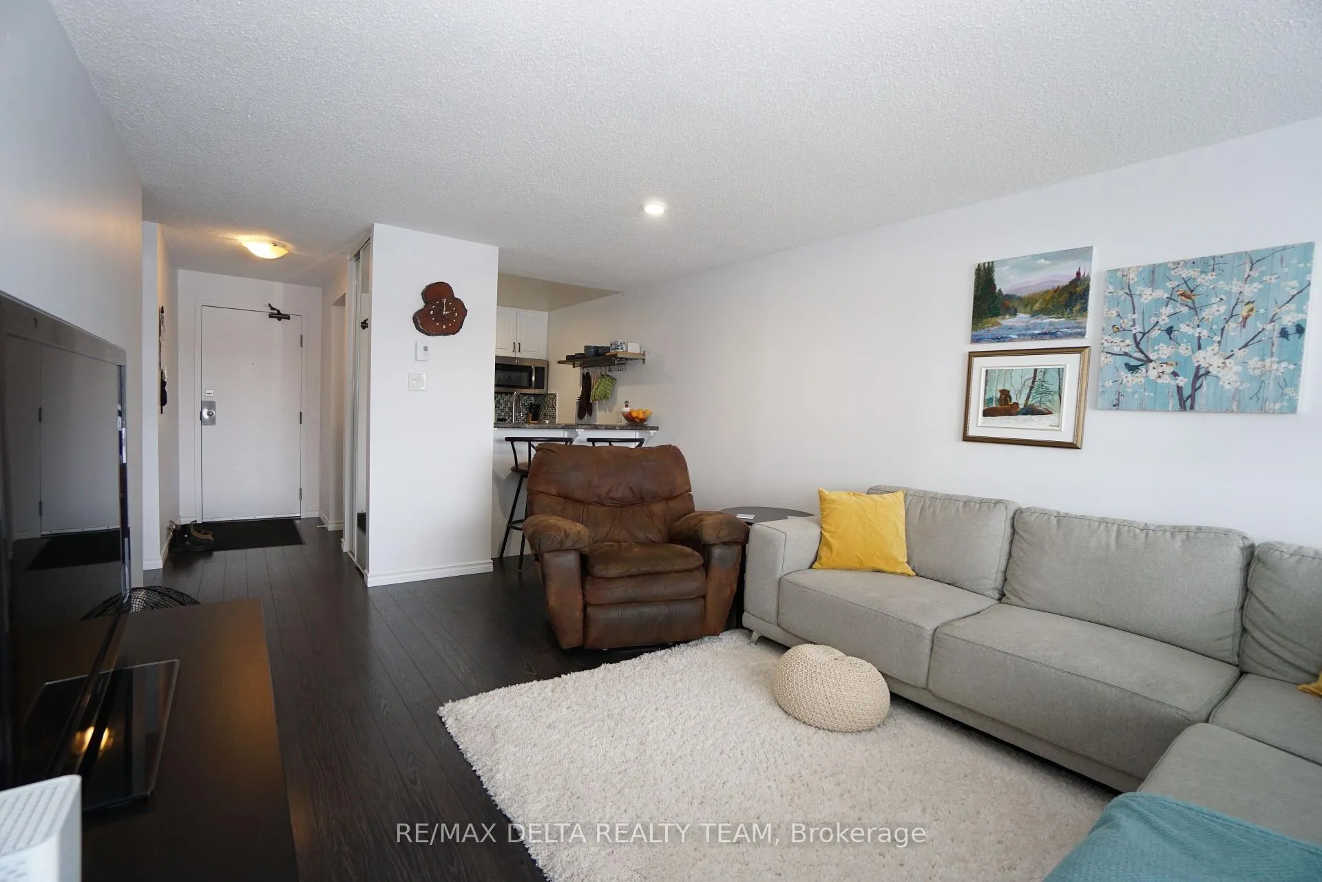 Photo 7 of Unit 412, 6376 Bilberry Drive, Ottawa, Orleans Wood — HOMEH