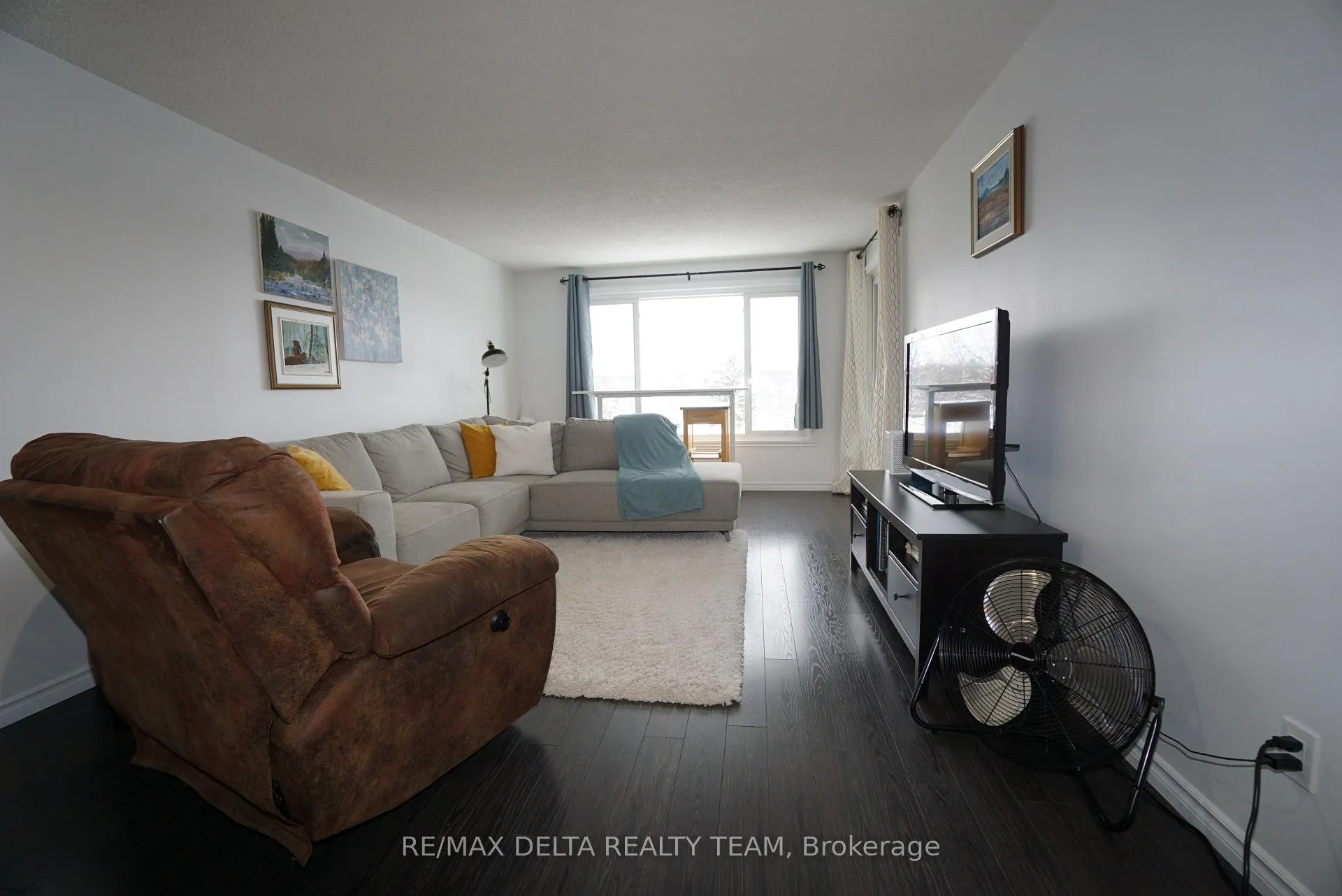 Photo 8 of Unit 412, 6376 Bilberry Drive, Ottawa, Orleans Wood — HOMEH