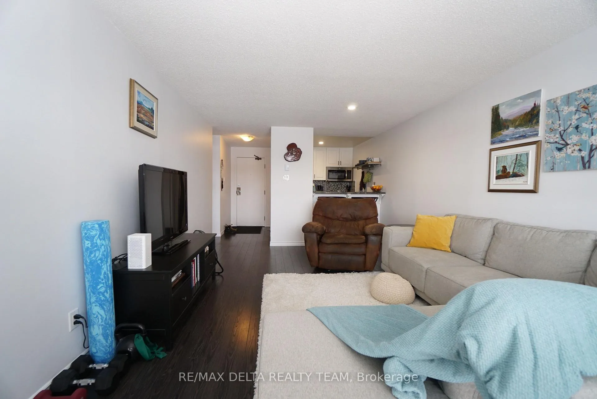 Photo 9 of Unit 412, 6376 Bilberry Drive, Ottawa, Orleans Wood — HOMEH