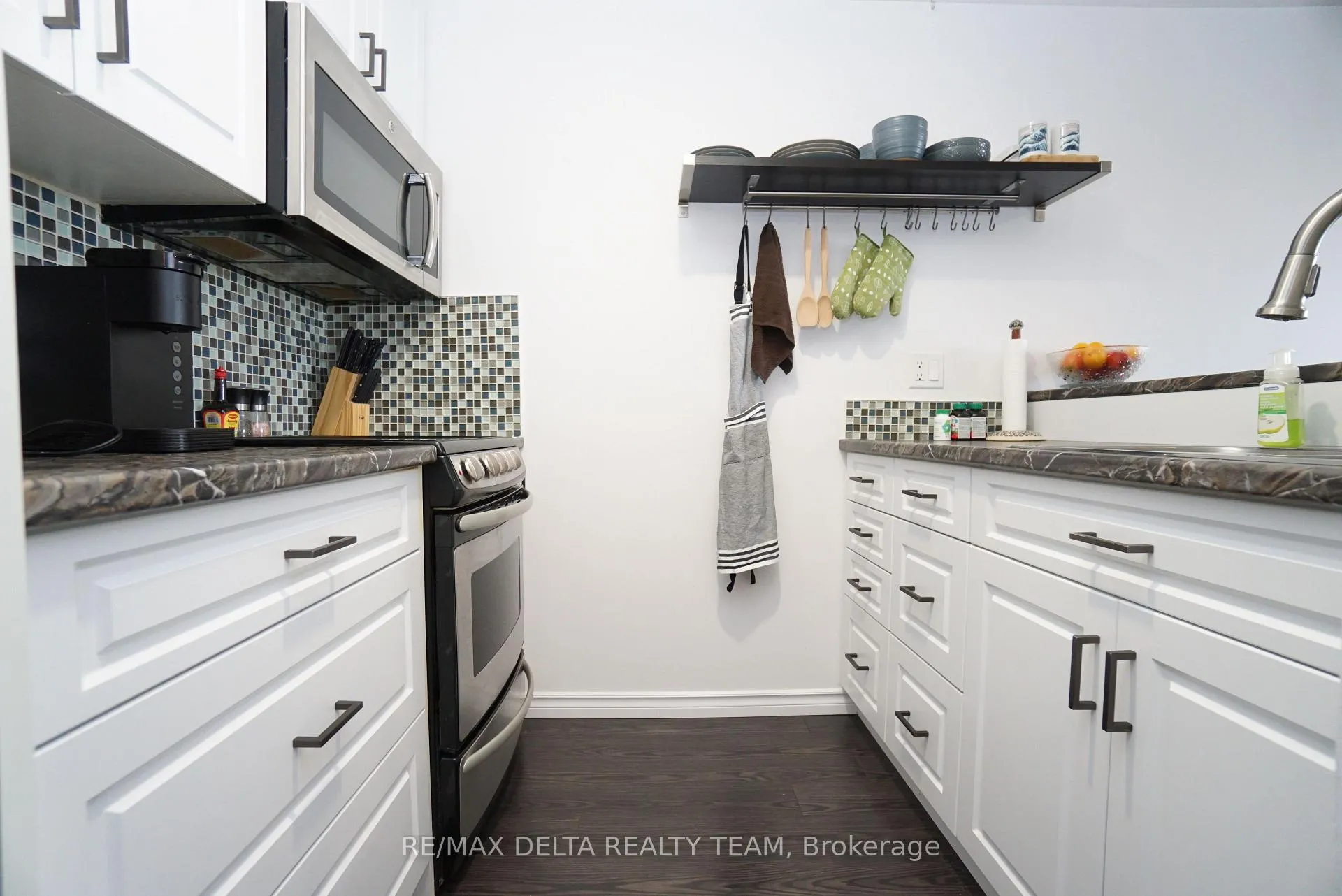 Photo 12 of Unit 412, 6376 Bilberry Drive, Ottawa, Orleans Wood — HOMEH