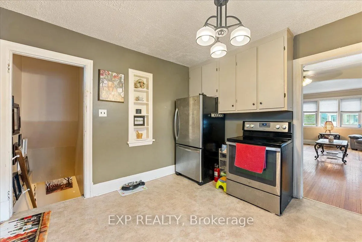 Photo 14 of 225 Mcgill Street, Peterborough, Otonabee Ward 1 — HOMEH