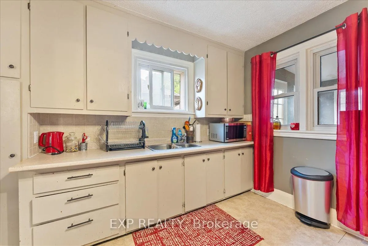 Photo 17 of 225 Mcgill Street, Peterborough, Otonabee Ward 1 — HOMEH