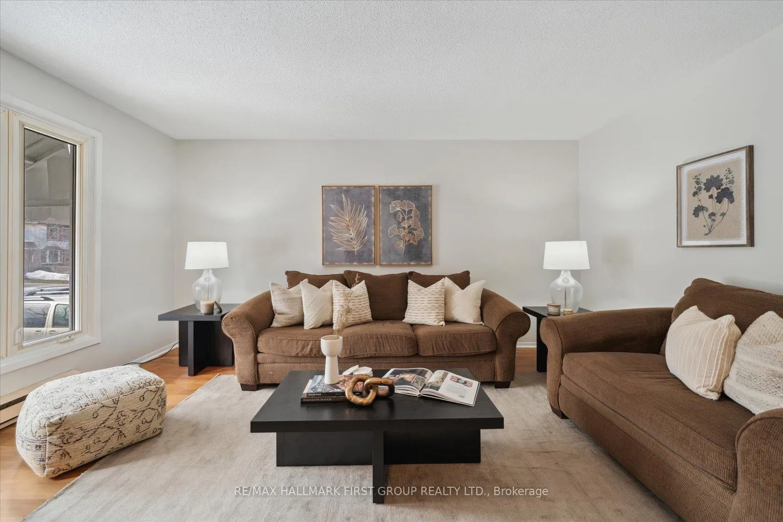 Photo 2 of 175 Londonderry Street, Oshawa, Vanier — HOMEH