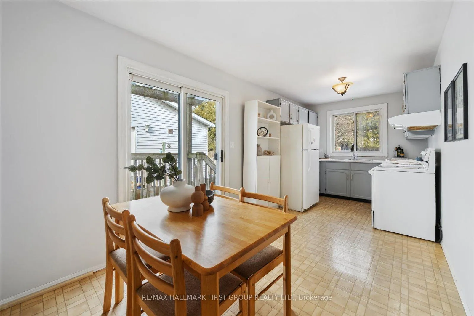 Photo 6 of 175 Londonderry Street, Oshawa, Vanier — HOMEH