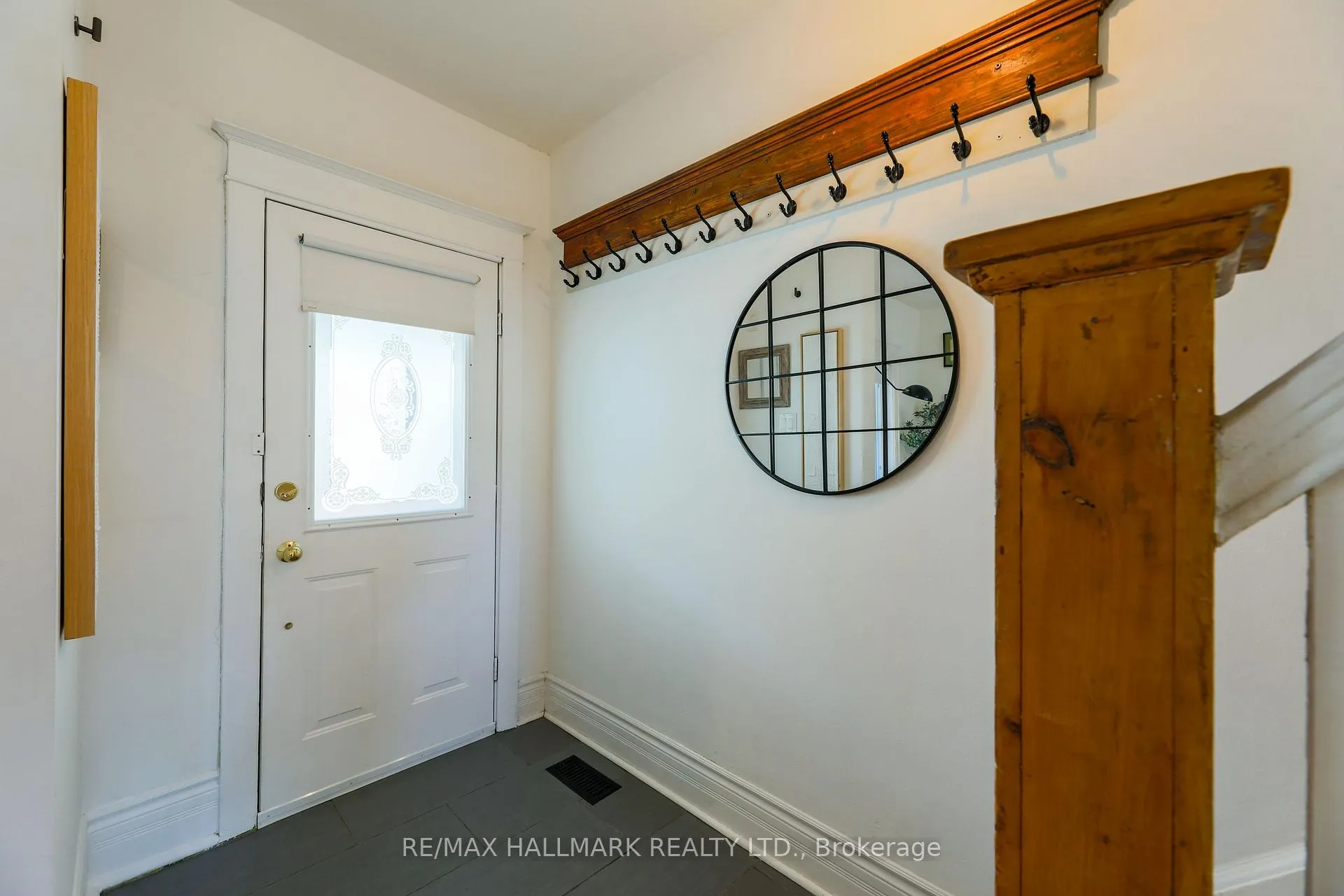 Photo 4 of 134 Cedric Avenue, Toronto, Oakwood Village — HOMEH