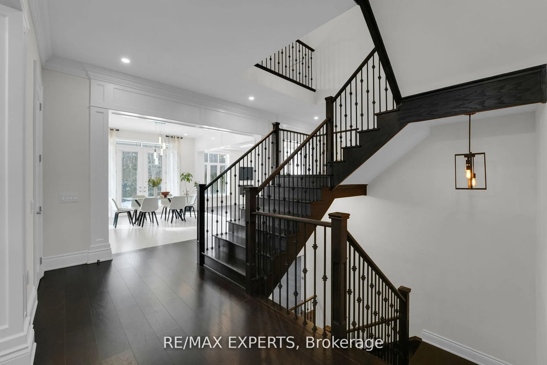 Photo 7 of 136 Lady Jessica Drive, Vaughan, Patterson — HOMEH