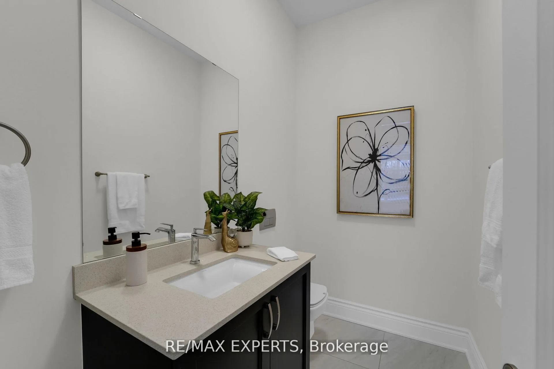 Photo 21 of 136 Lady Jessica Drive, Vaughan, Patterson — HOMEH