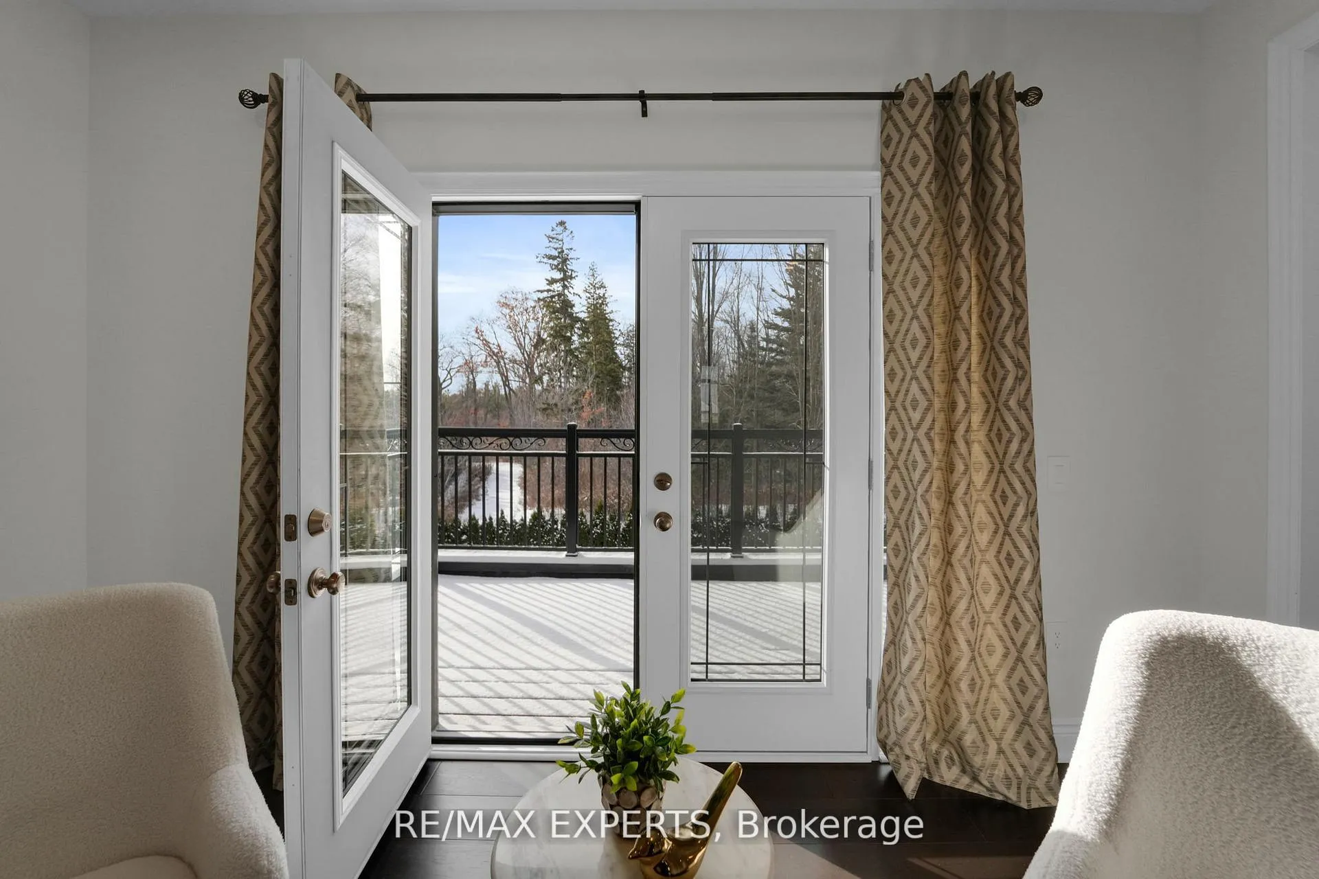 Photo 29 of 136 Lady Jessica Drive, Vaughan, Patterson — HOMEH