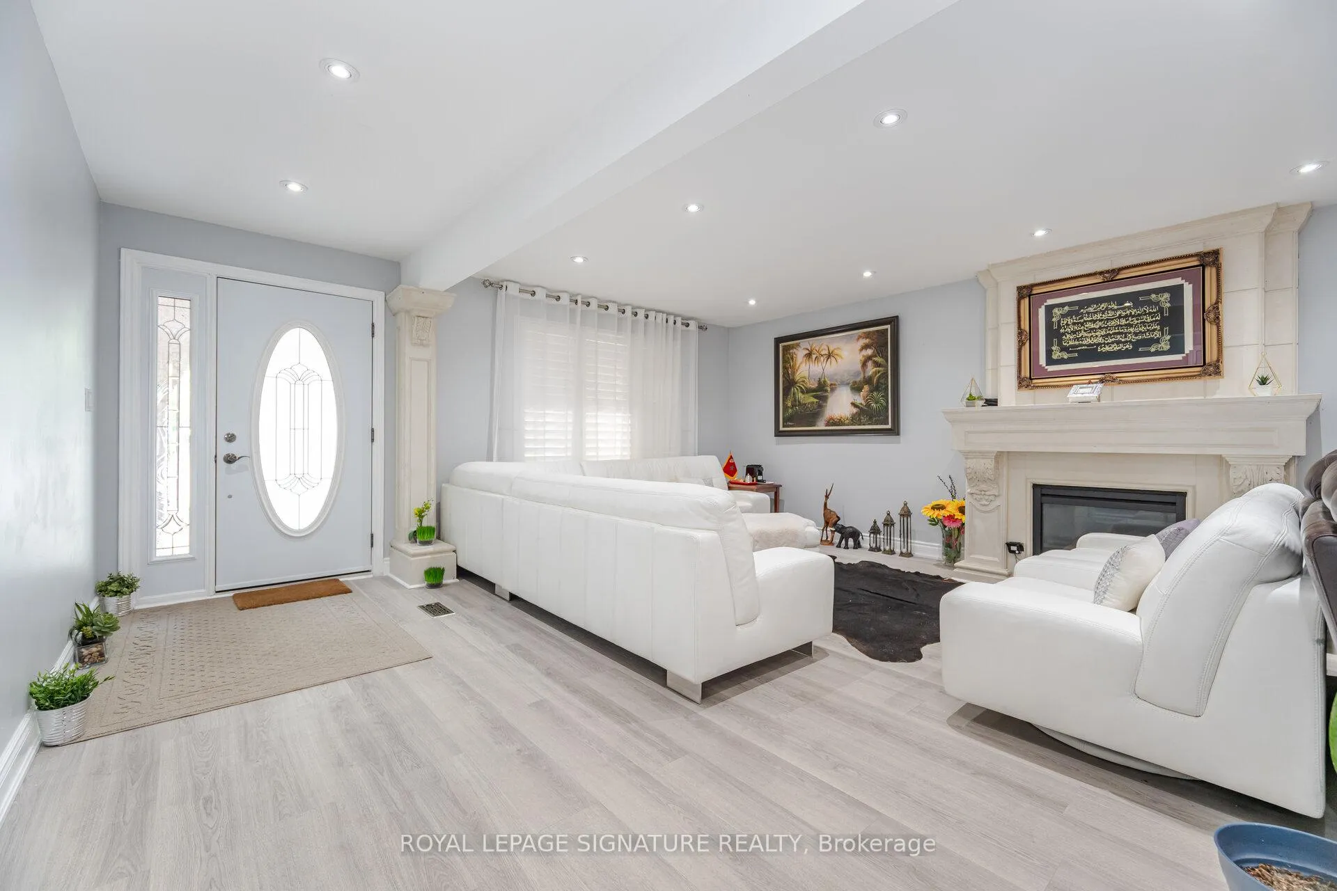 Photo 7 of 574 Antigua Crescent, Oshawa, Northglen — HOMEH