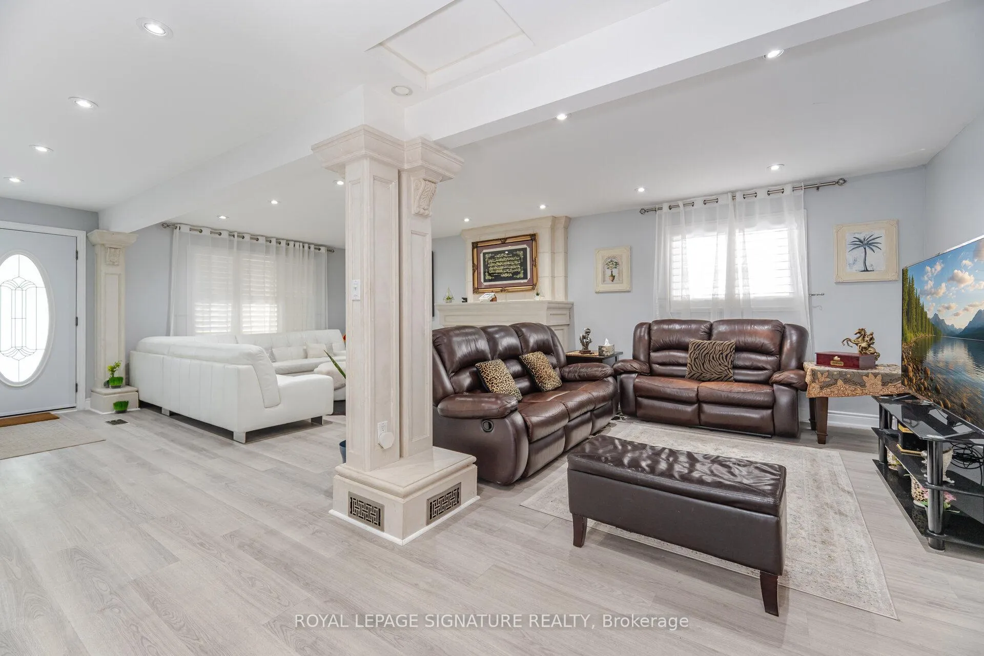 Photo 13 of 574 Antigua Crescent, Oshawa, Northglen — HOMEH
