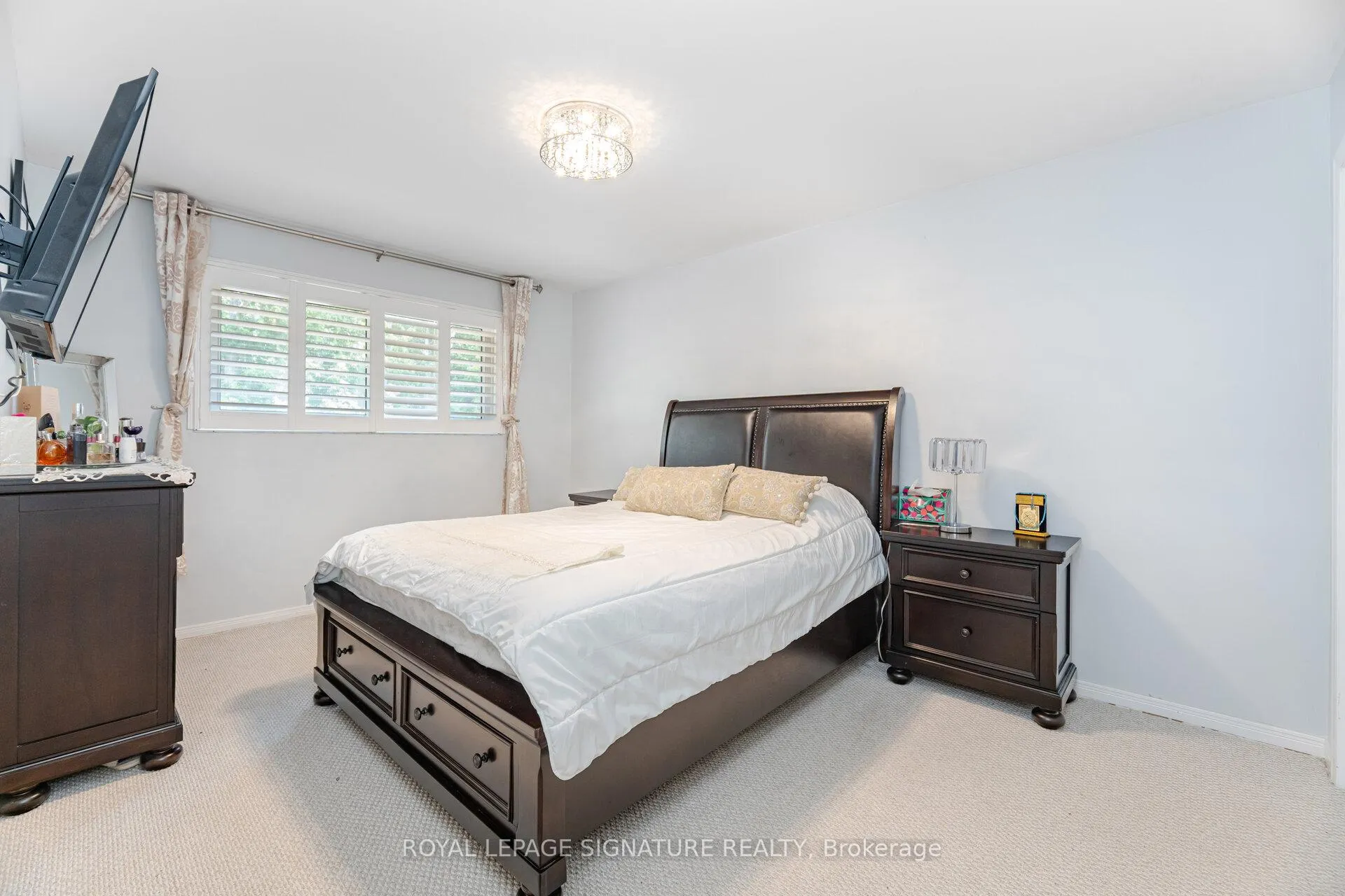 Photo 20 of 574 Antigua Crescent, Oshawa, Northglen — HOMEH