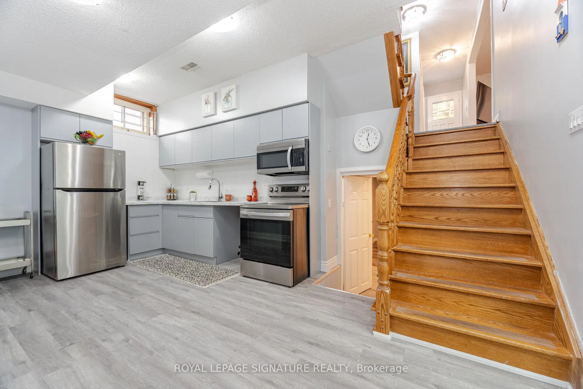 Photo 34 of 574 Antigua Crescent, Oshawa, Northglen — HOMEH