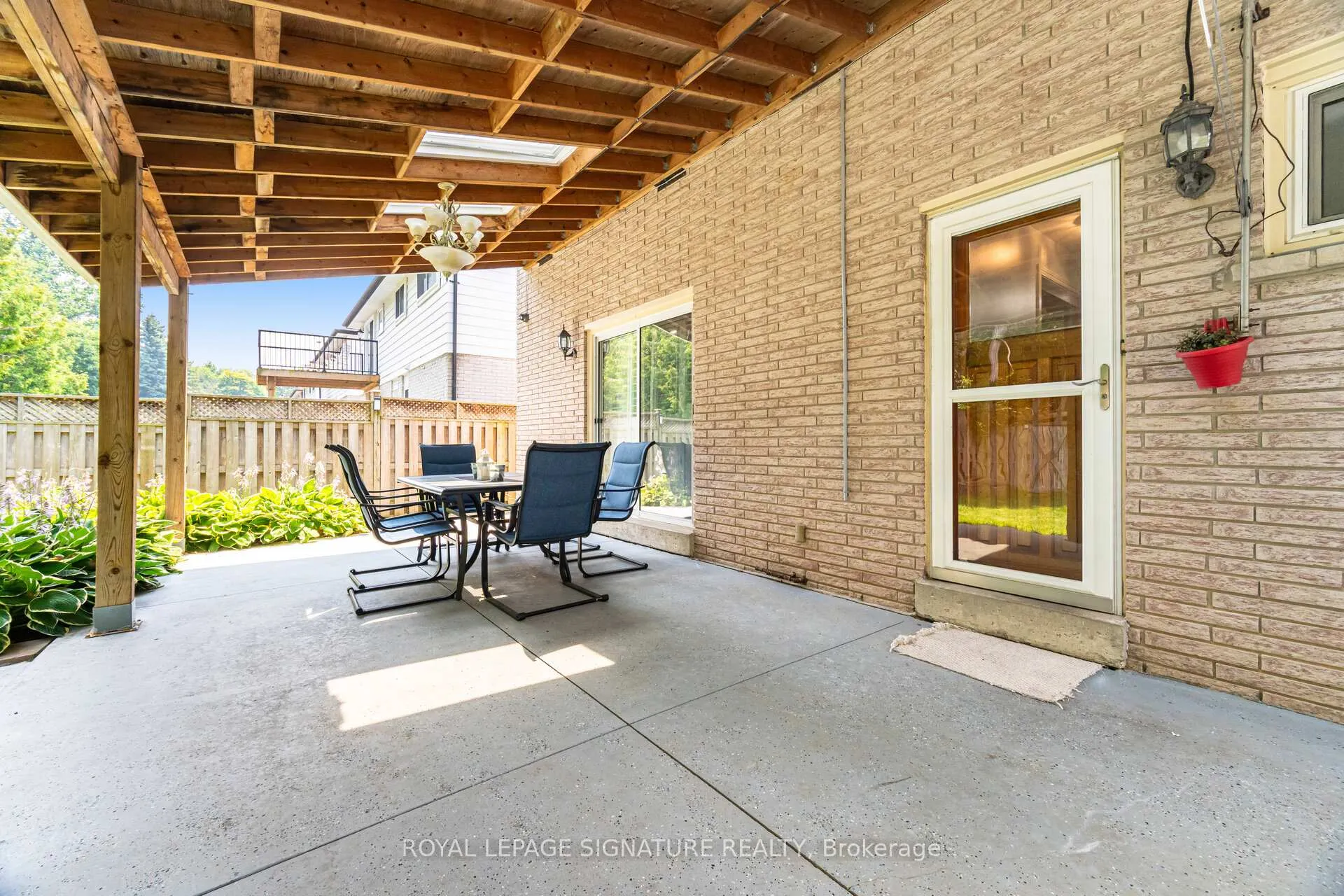 Photo 41 of 574 Antigua Crescent, Oshawa, Northglen — HOMEH