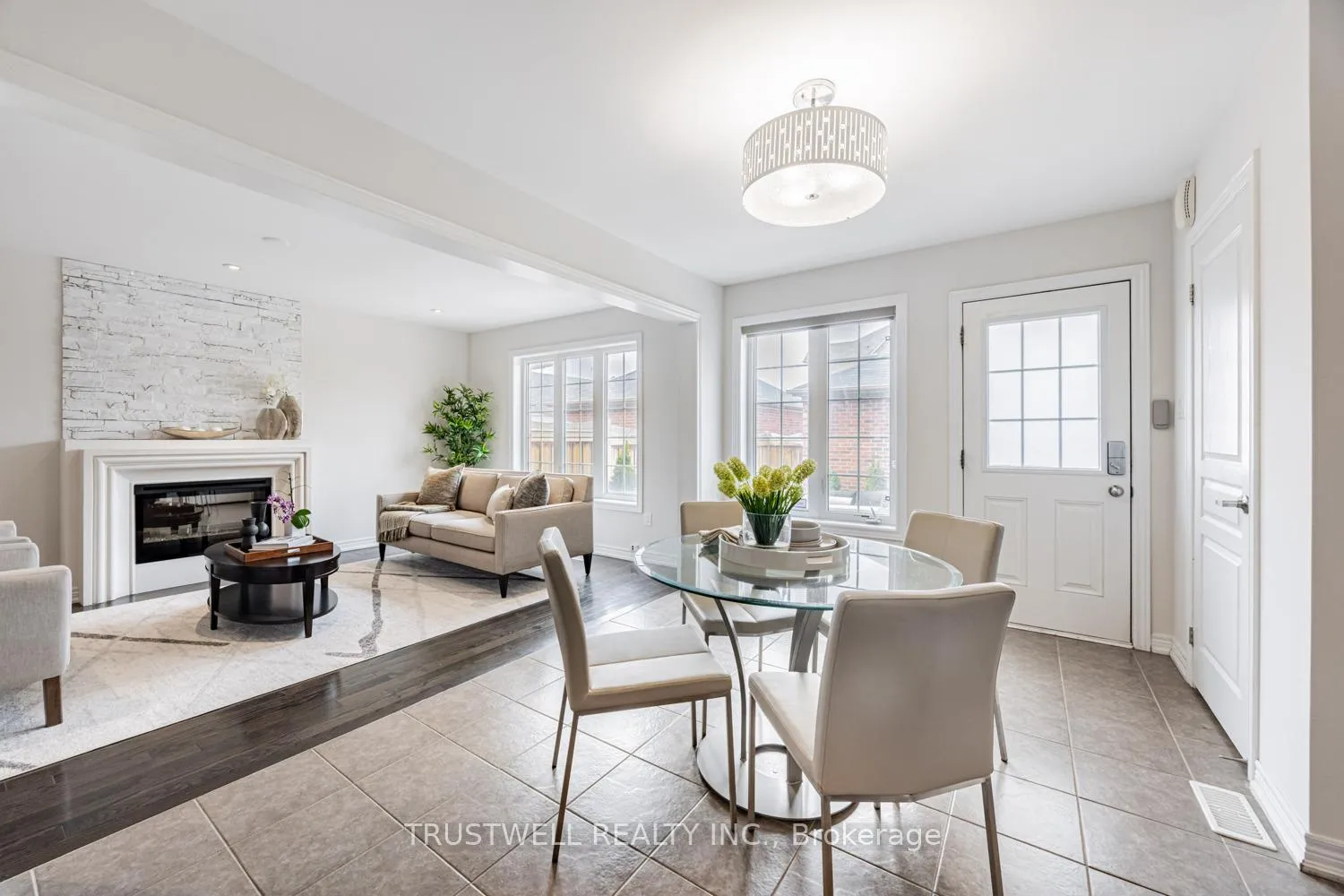 Photo 15 of 9154 Dufferin Street, Vaughan, Patterson — HOMEH