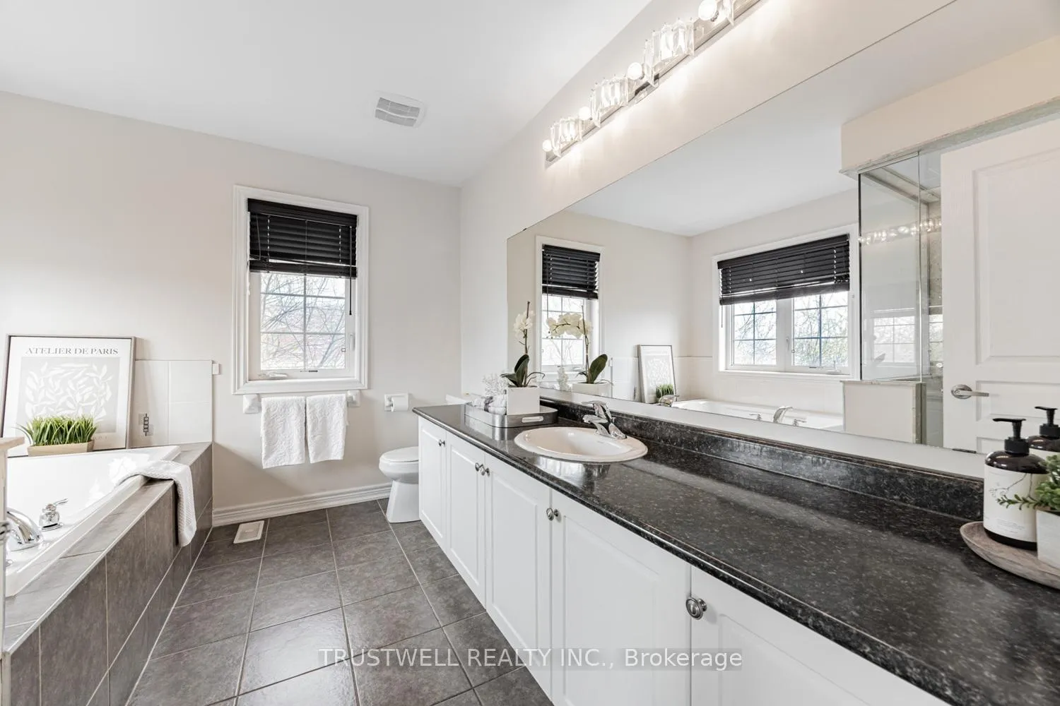 Photo 24 of 9154 Dufferin Street, Vaughan, Patterson — HOMEH