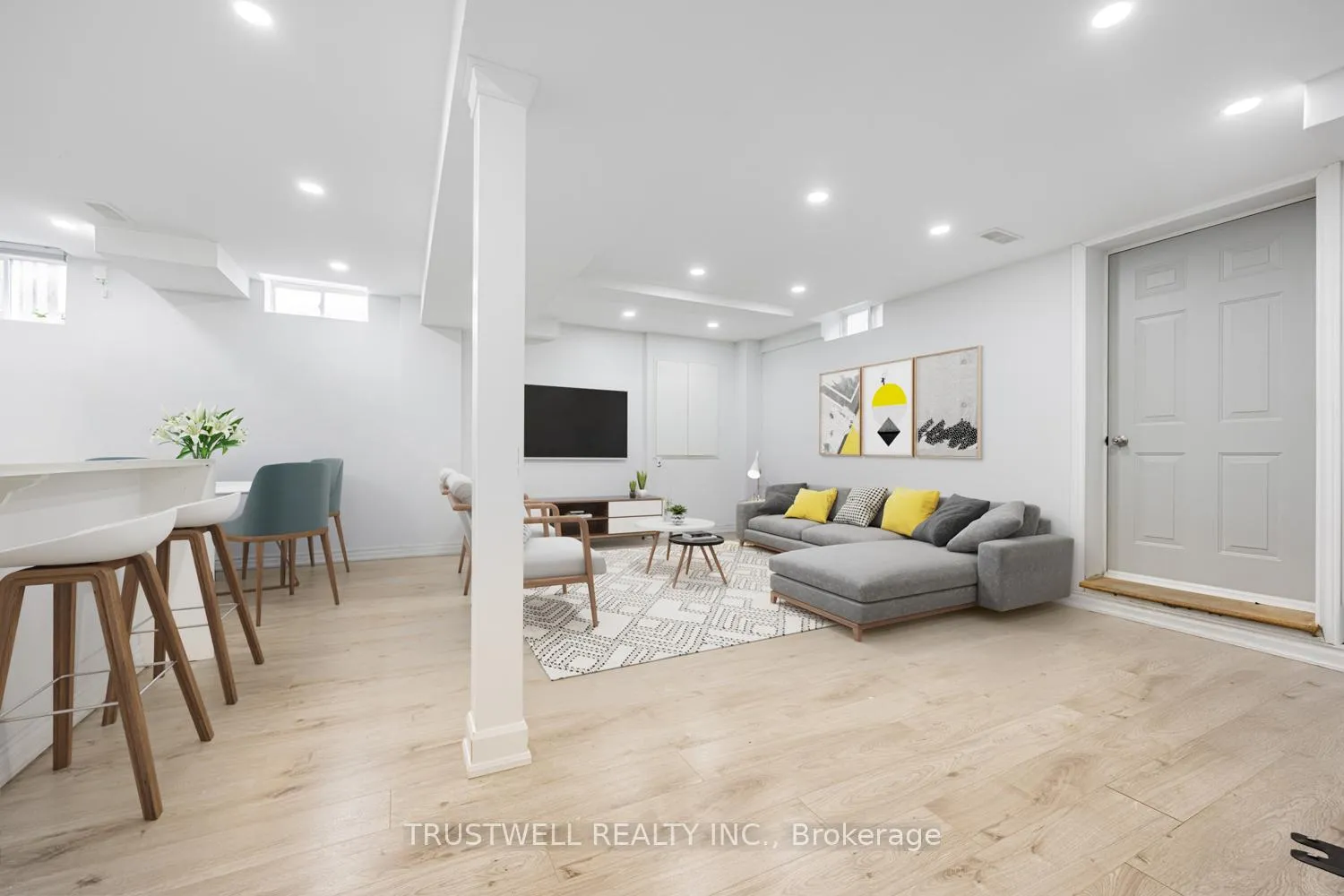 Photo 30 of 9154 Dufferin Street, Vaughan, Patterson — HOMEH