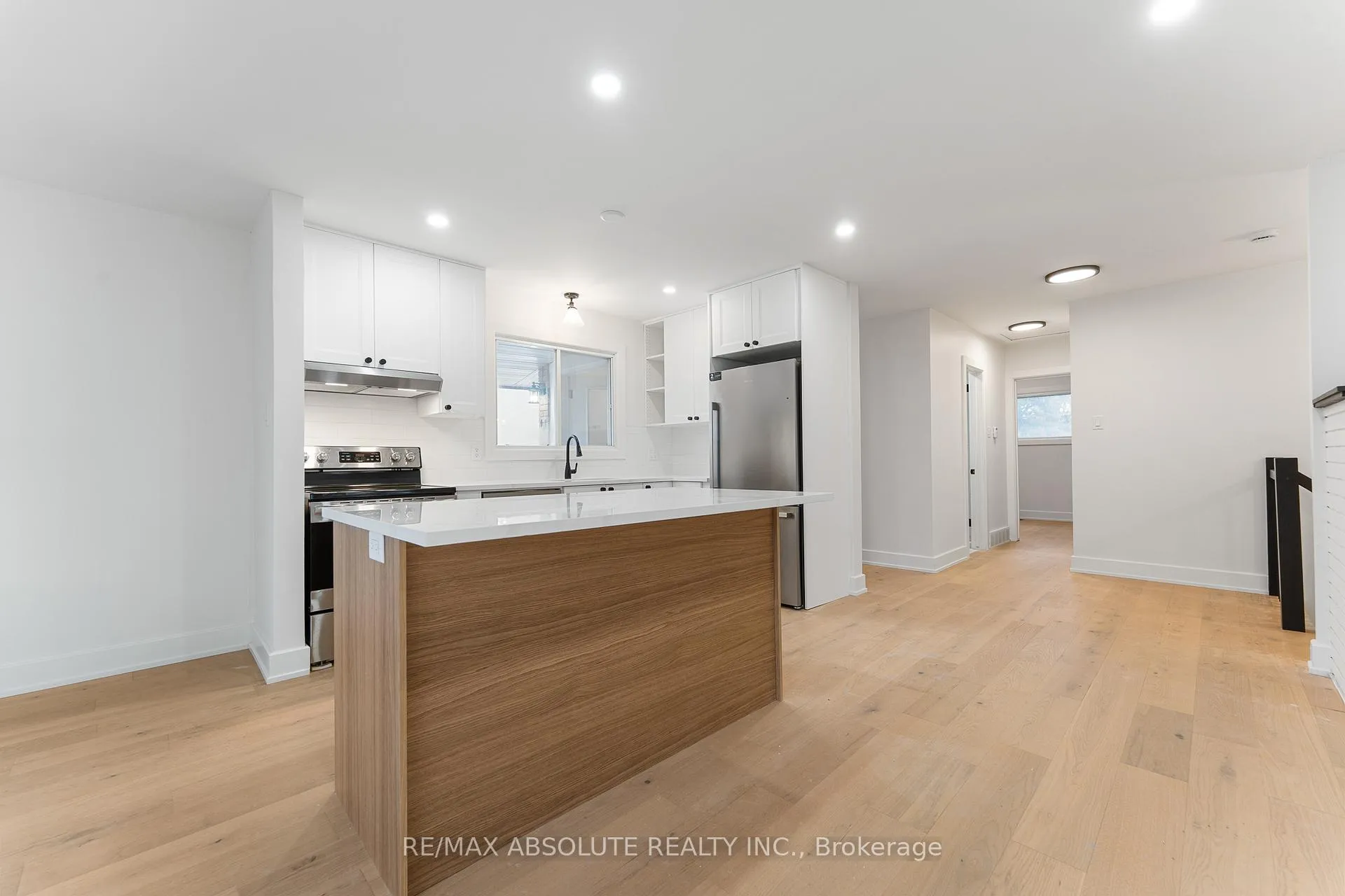 Photo 9 of 14 Mulvagh Avenue, Ottawa, Borden Farm/Stewart Farm/Carleton Heights/Parkwood Hills — HOMEH