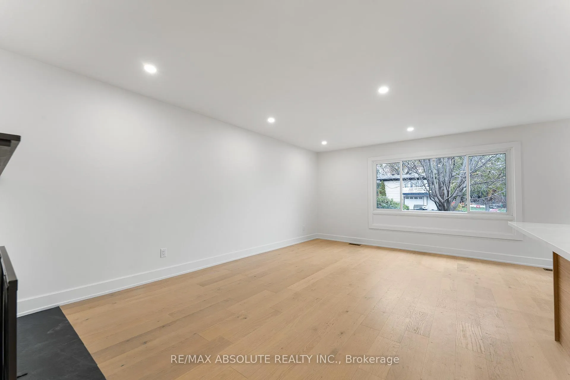 Photo 17 of 14 Mulvagh Avenue, Ottawa, Borden Farm/Stewart Farm/Carleton Heights/Parkwood Hills — HOMEH