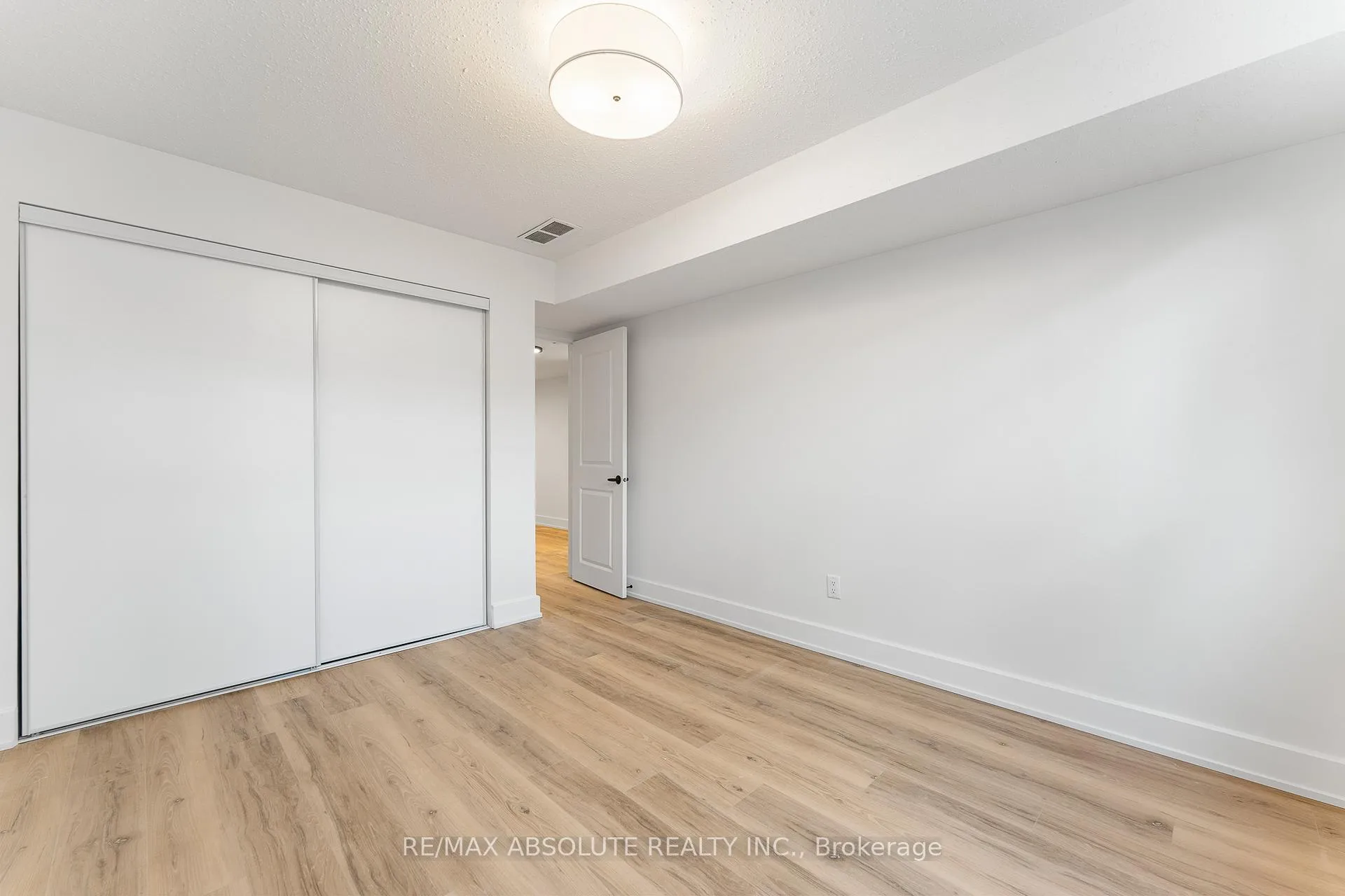 Photo 28 of 14 Mulvagh Avenue, Ottawa, Borden Farm/Stewart Farm/Carleton Heights/Parkwood Hills — HOMEH
