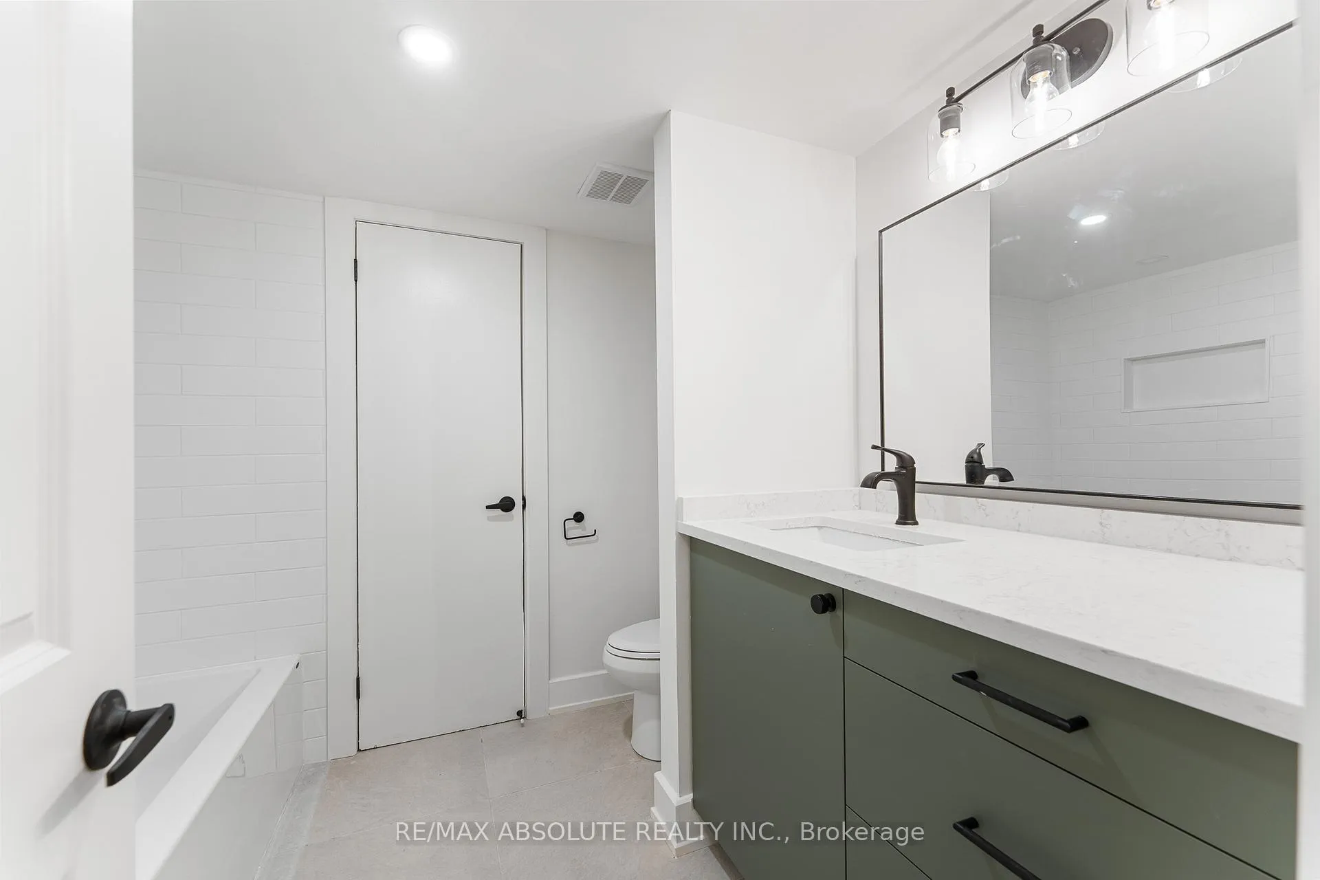 Photo 29 of 14 Mulvagh Avenue, Ottawa, Borden Farm/Stewart Farm/Carleton Heights/Parkwood Hills — HOMEH
