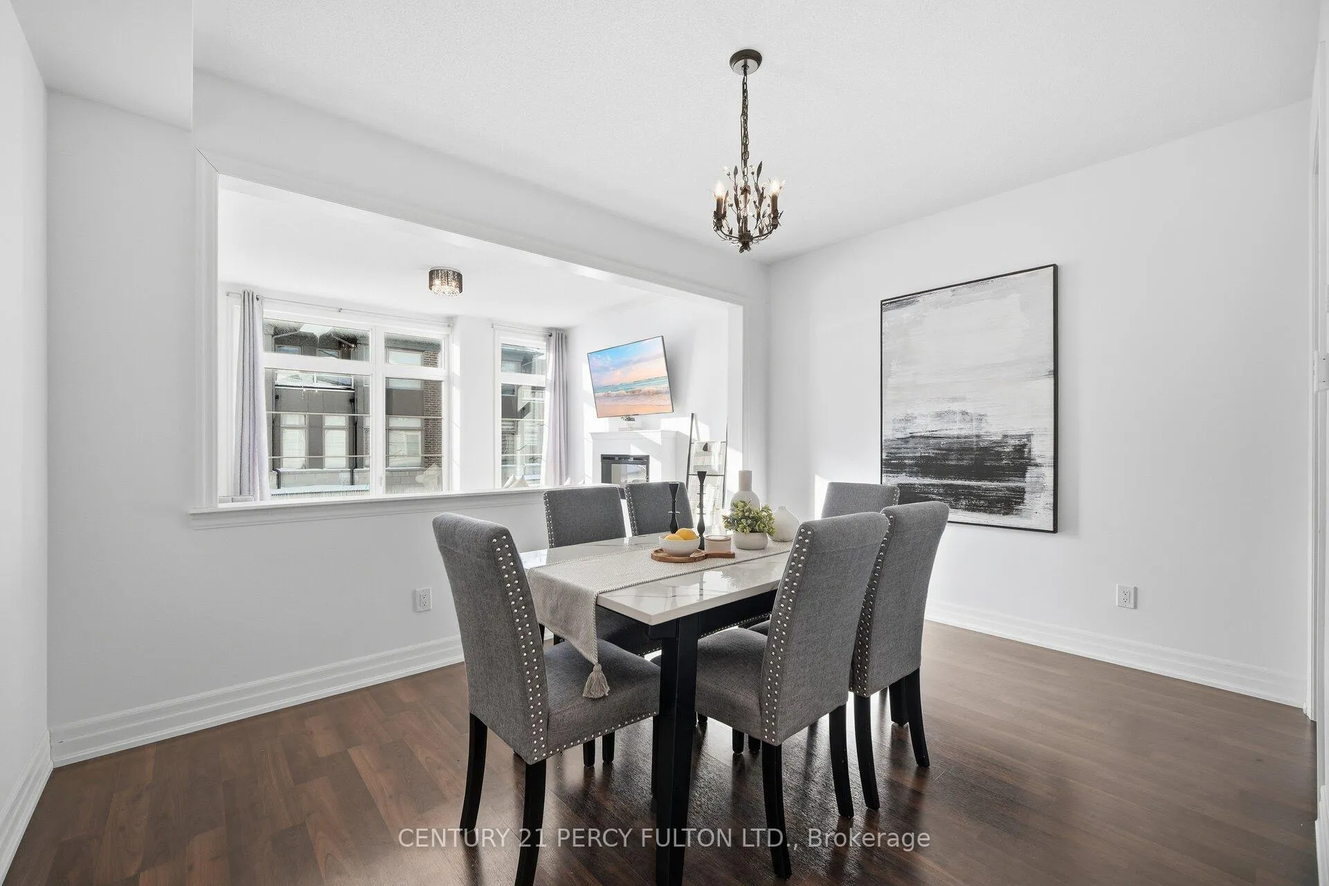 Photo 9 of Unit 2, 384 Arctic Red Drive, Oshawa, Windfields — HOMEH