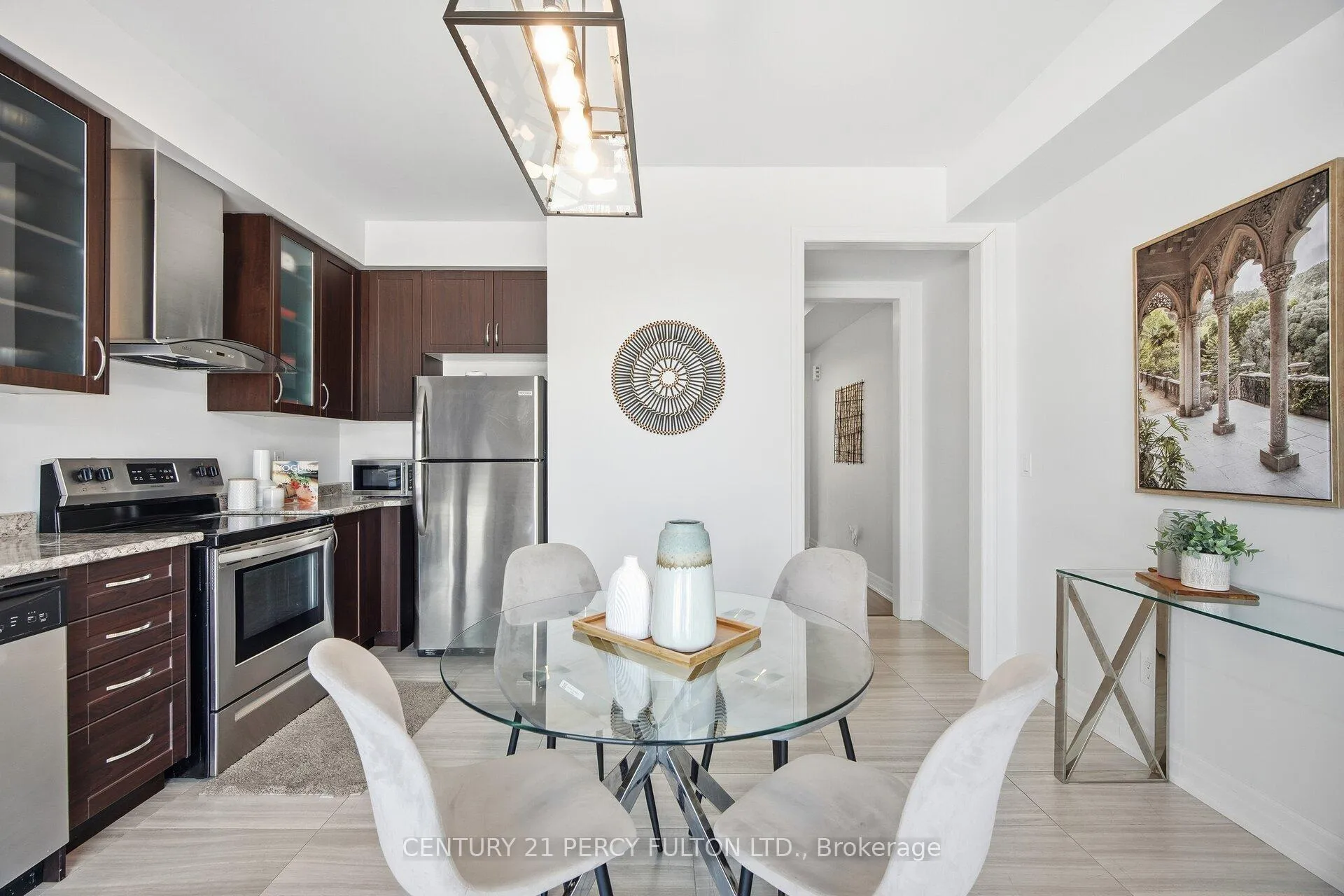 Photo 13 of Unit 2, 384 Arctic Red Drive, Oshawa, Windfields — HOMEH
