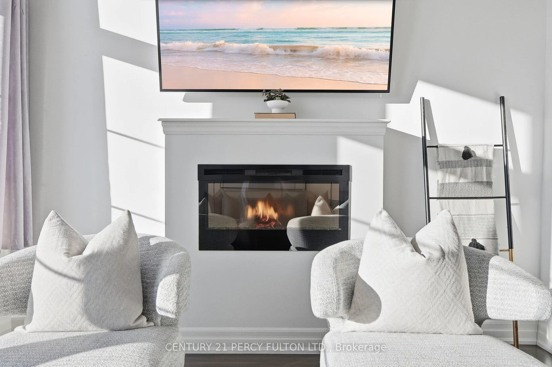 Photo 17 of Unit 2, 384 Arctic Red Drive, Oshawa, Windfields — HOMEH