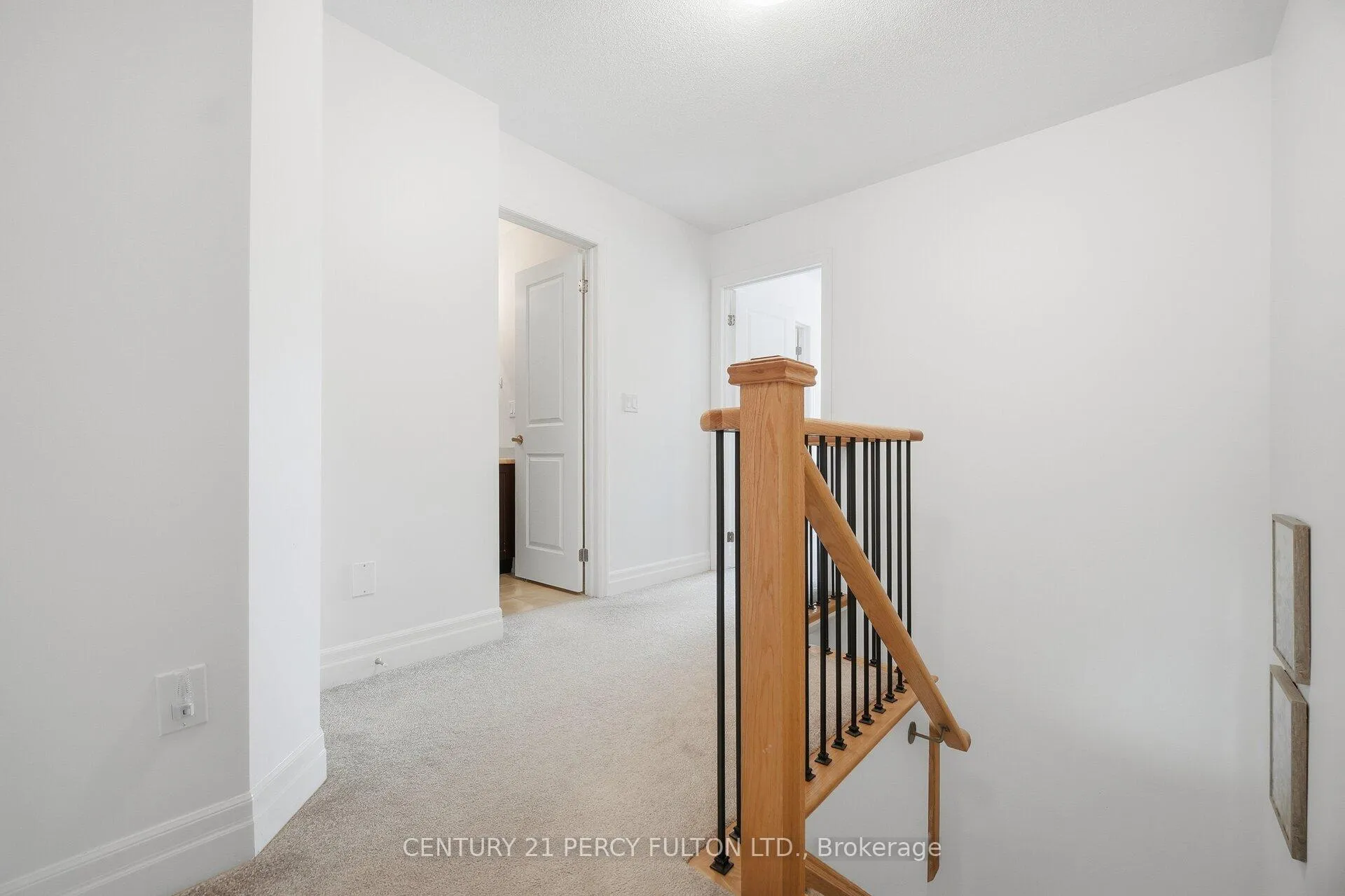 Photo 21 of Unit 2, 384 Arctic Red Drive, Oshawa, Windfields — HOMEH