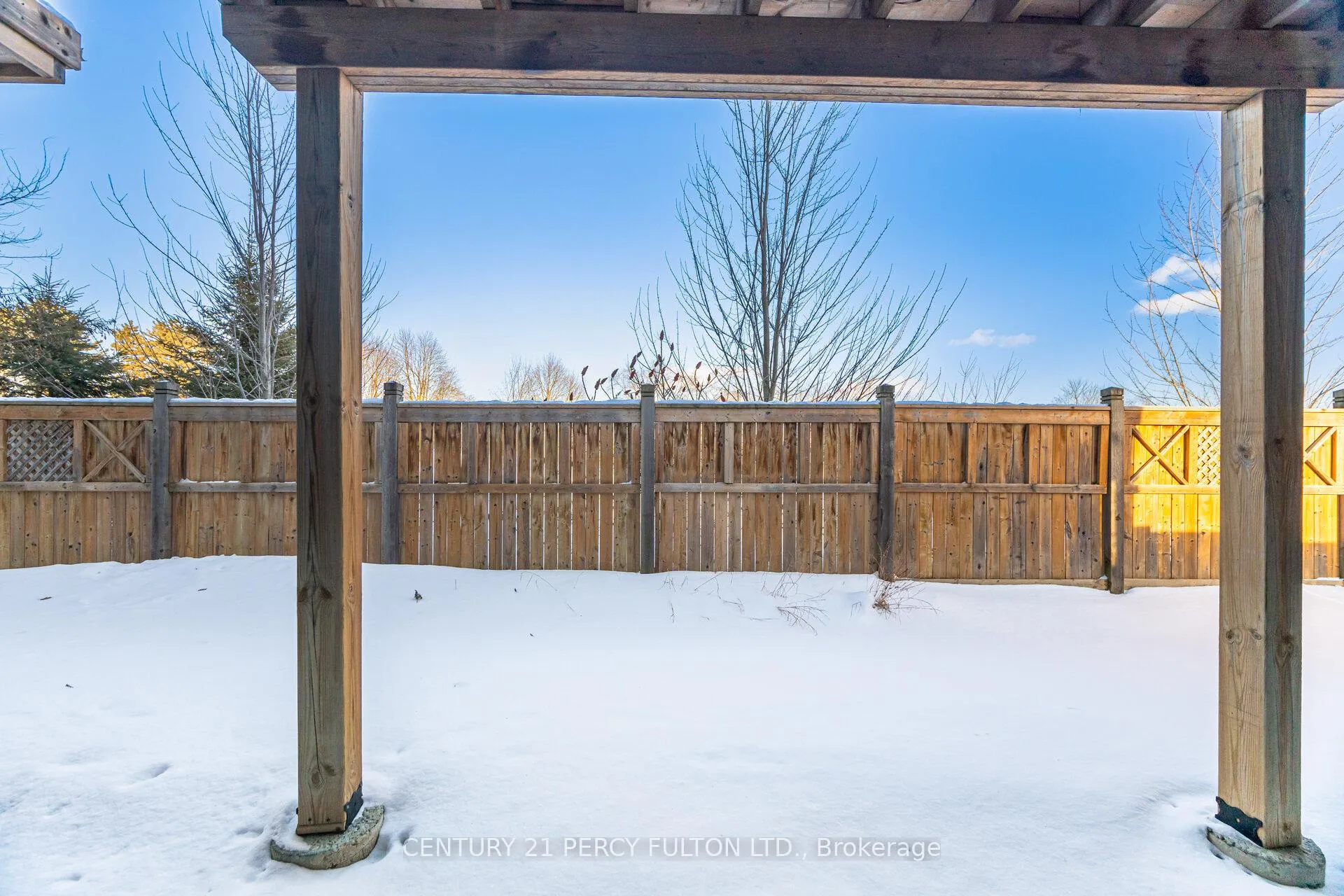 Photo 33 of Unit 2, 384 Arctic Red Drive, Oshawa, Windfields — HOMEH