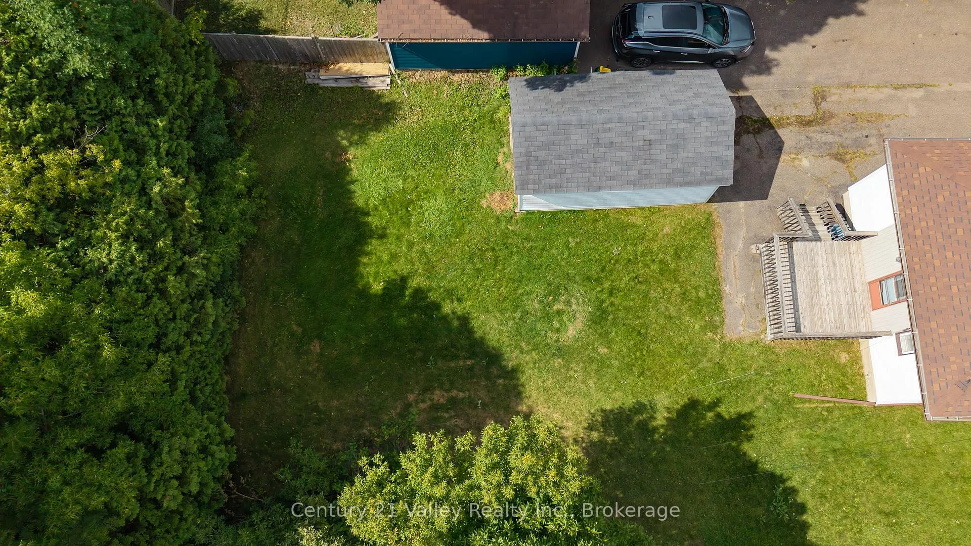 Photo 23 of 347 Joffre Avenue, Renfrew — HOMEH