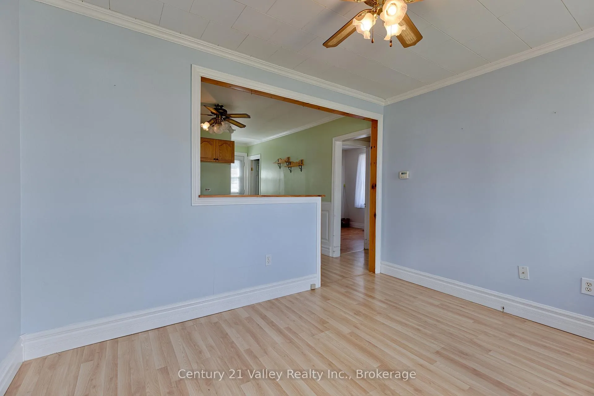 Photo 24 of 347 Joffre Avenue, Renfrew — HOMEH