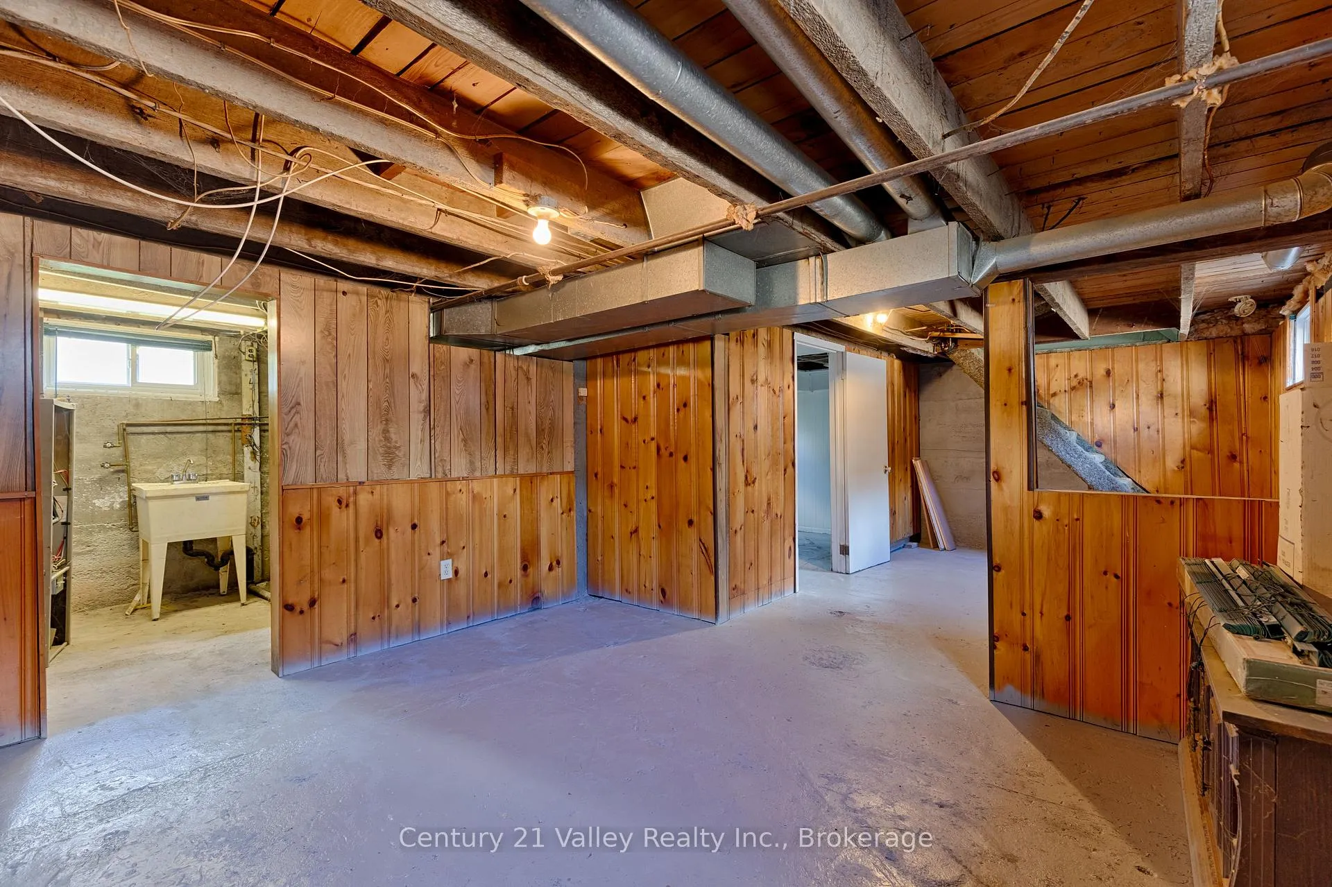 Photo 29 of 347 Joffre Avenue, Renfrew — HOMEH