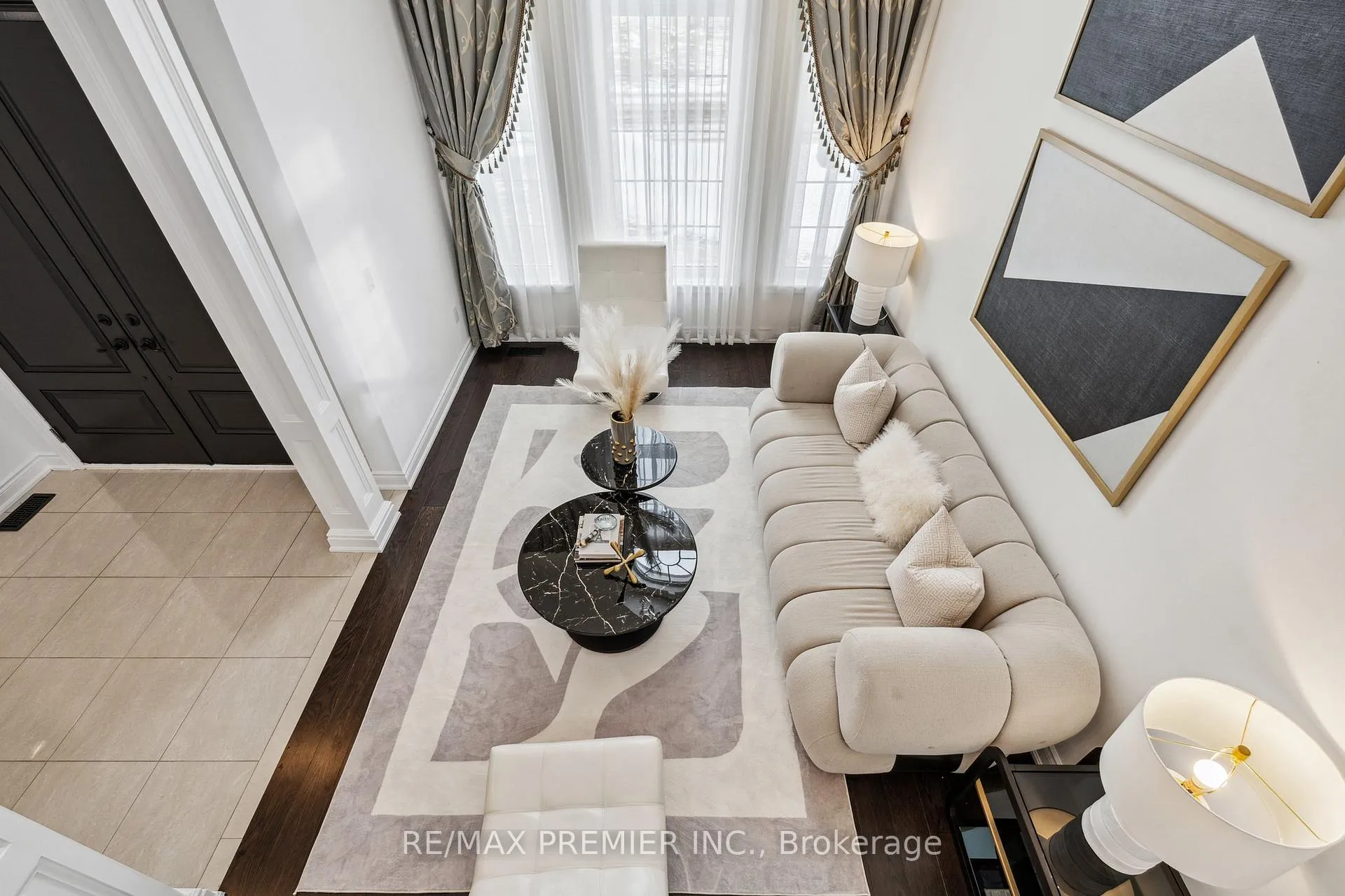 Photo 14 of 76 Heintzman Crescent, Vaughan, Patterson — HOMEH