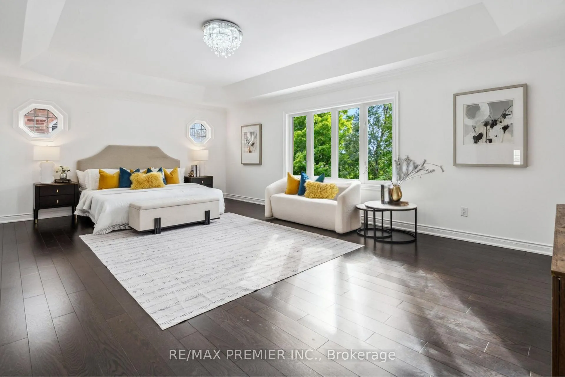 Photo 18 of 76 Heintzman Crescent, Vaughan, Patterson — HOMEH