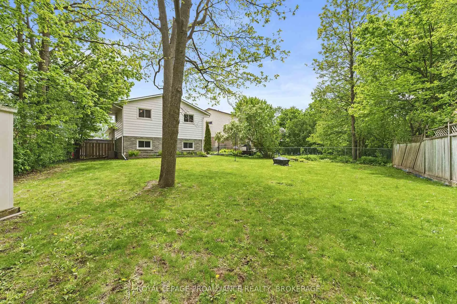Photo 35 of 906 Braelorne Place, Kingston, North of Taylor-Kidd Blvd — HOMEH