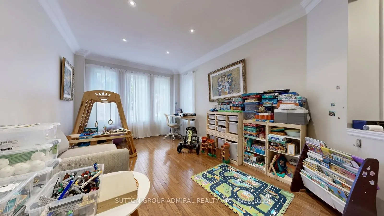 Photo 11 of 63 Seabreeze Avenue, Vaughan, Patterson — HOMEH