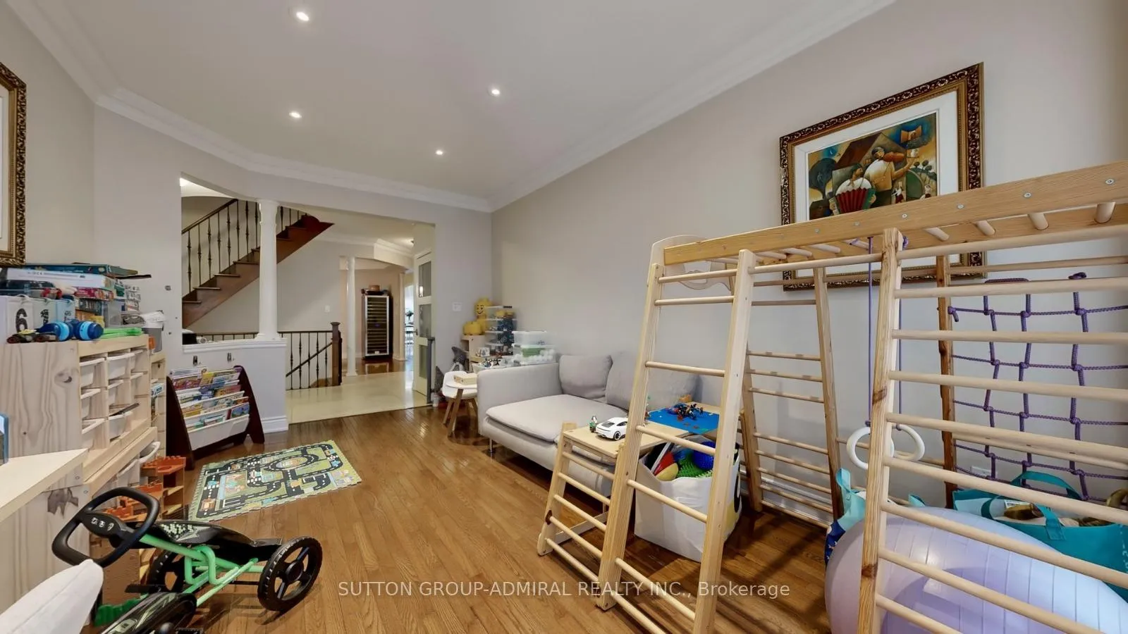 Photo 12 of 63 Seabreeze Avenue, Vaughan, Patterson — HOMEH